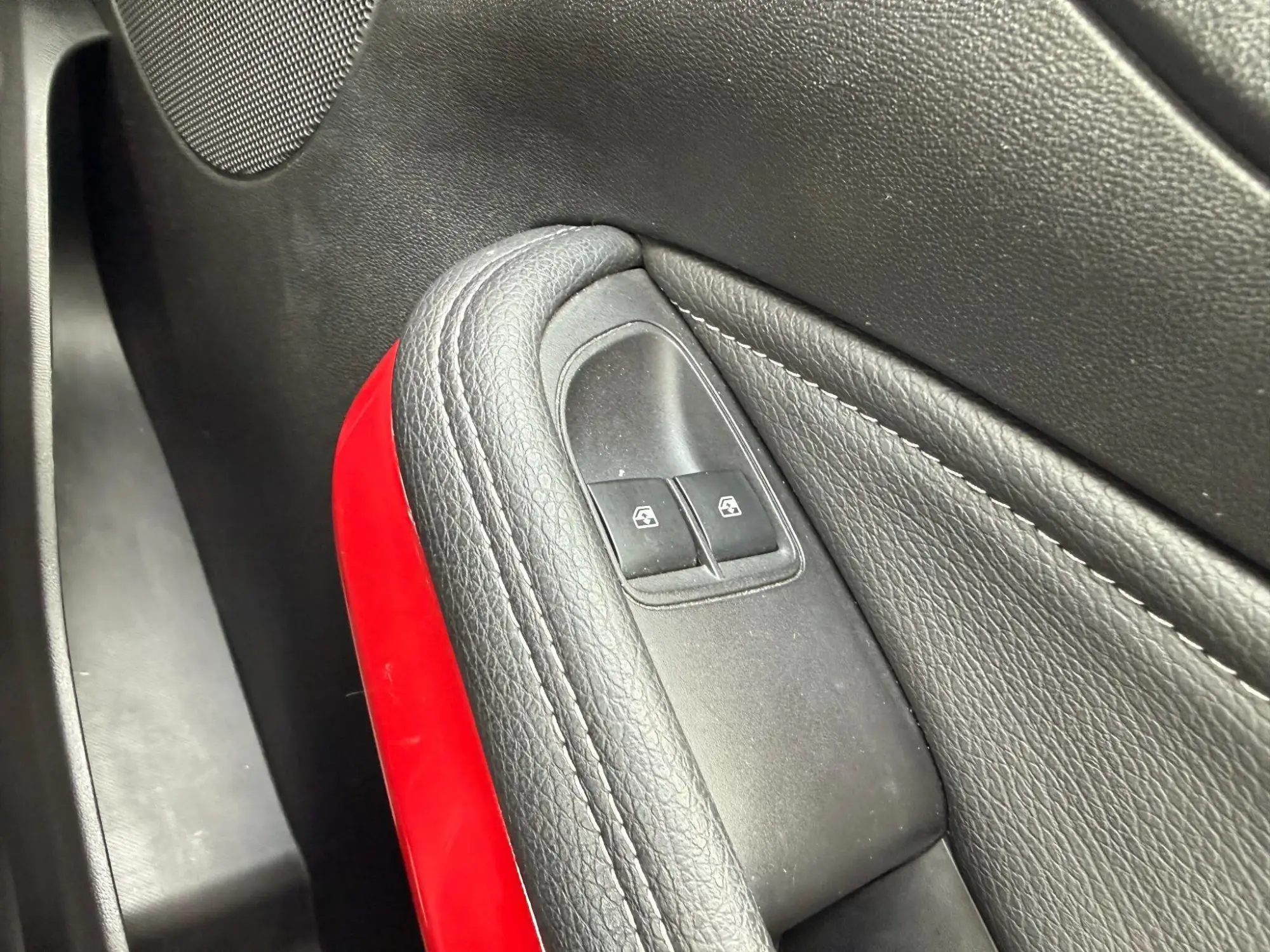 Vauxhall Adam Image 15 Vauxhall Adam Image 15