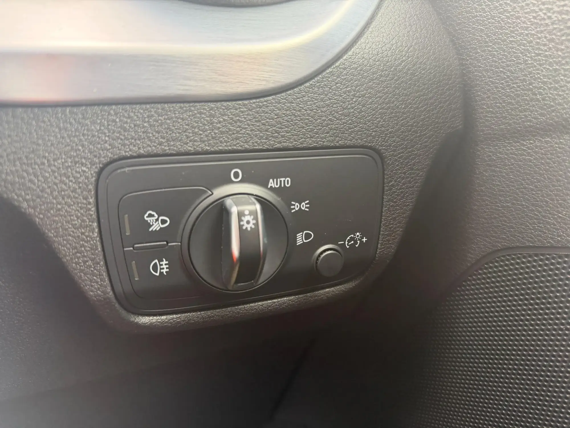 Audi Q2 Image 15