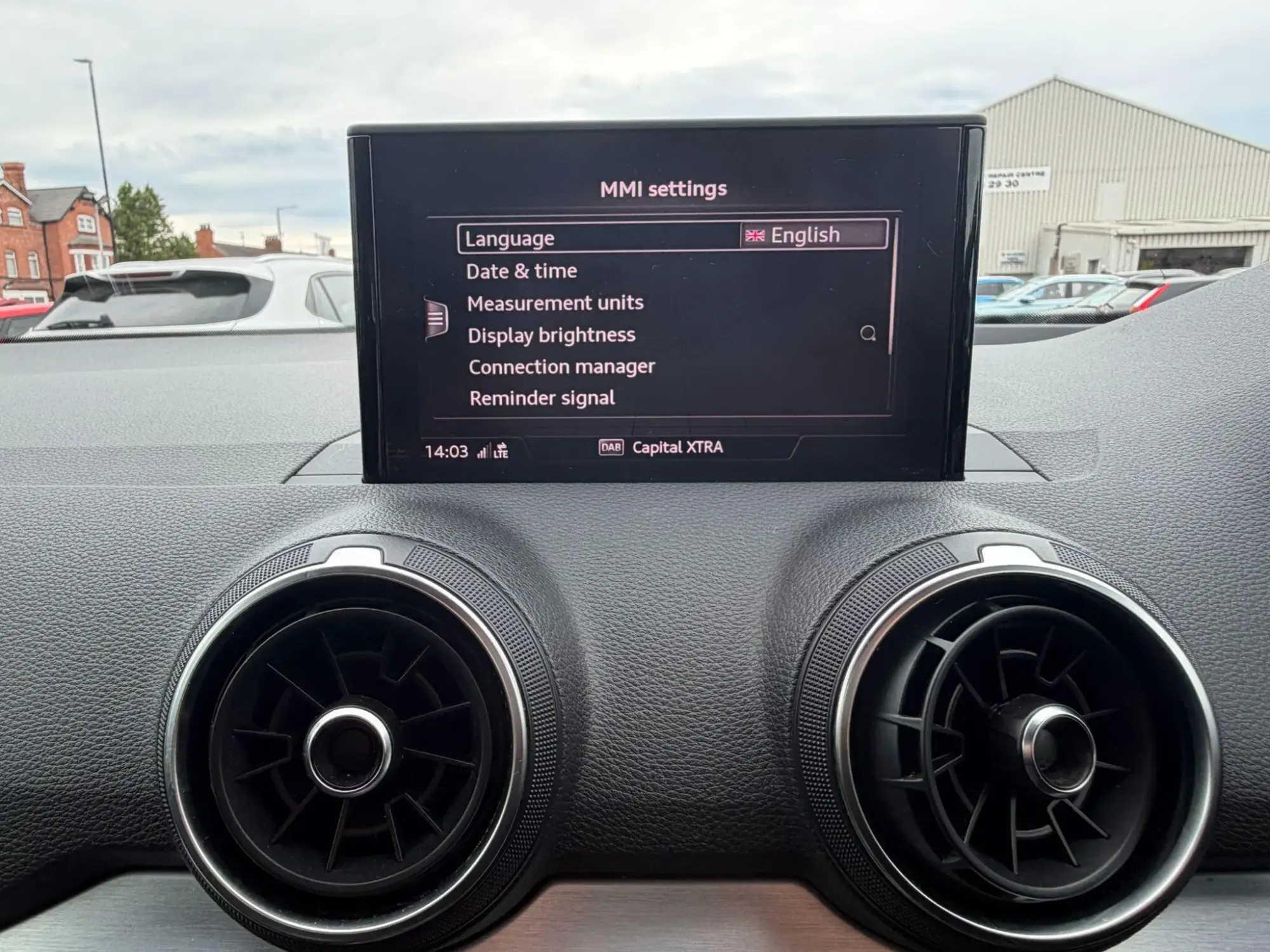 Audi Q2 Image 31