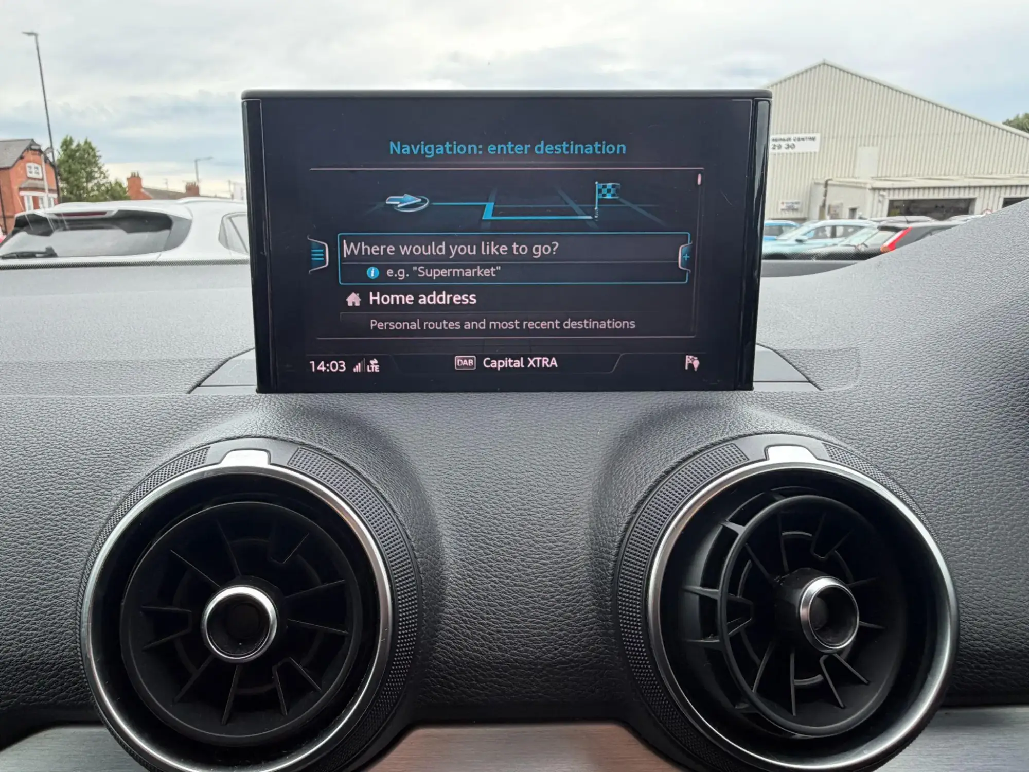 Audi Q2 Image 32