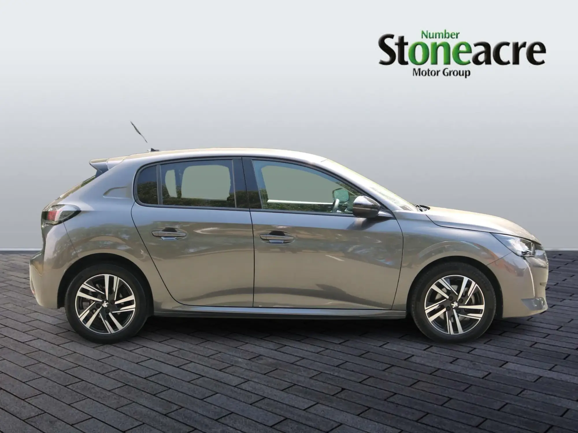 Peugeot 208 1.2 PureTech Allure Premium + Hatchback 5dr Petrol Manual Euro 6 (s/s) (100 ps) CJ23LVH Image 2