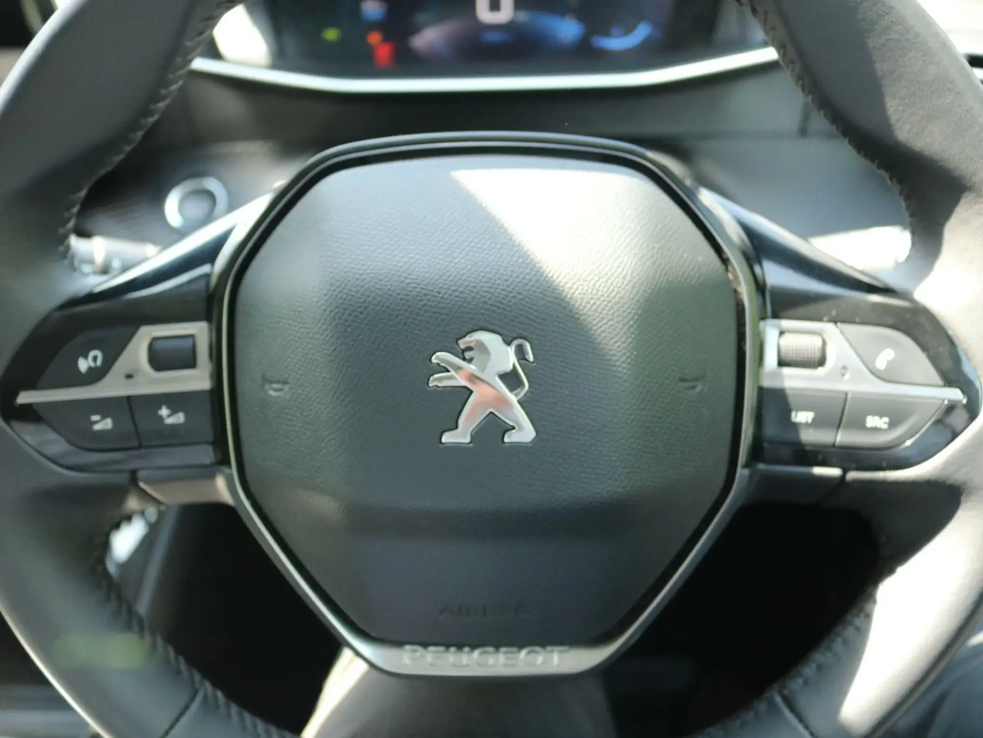 Peugeot 208 Image 15 Peugeot 208 Image 15