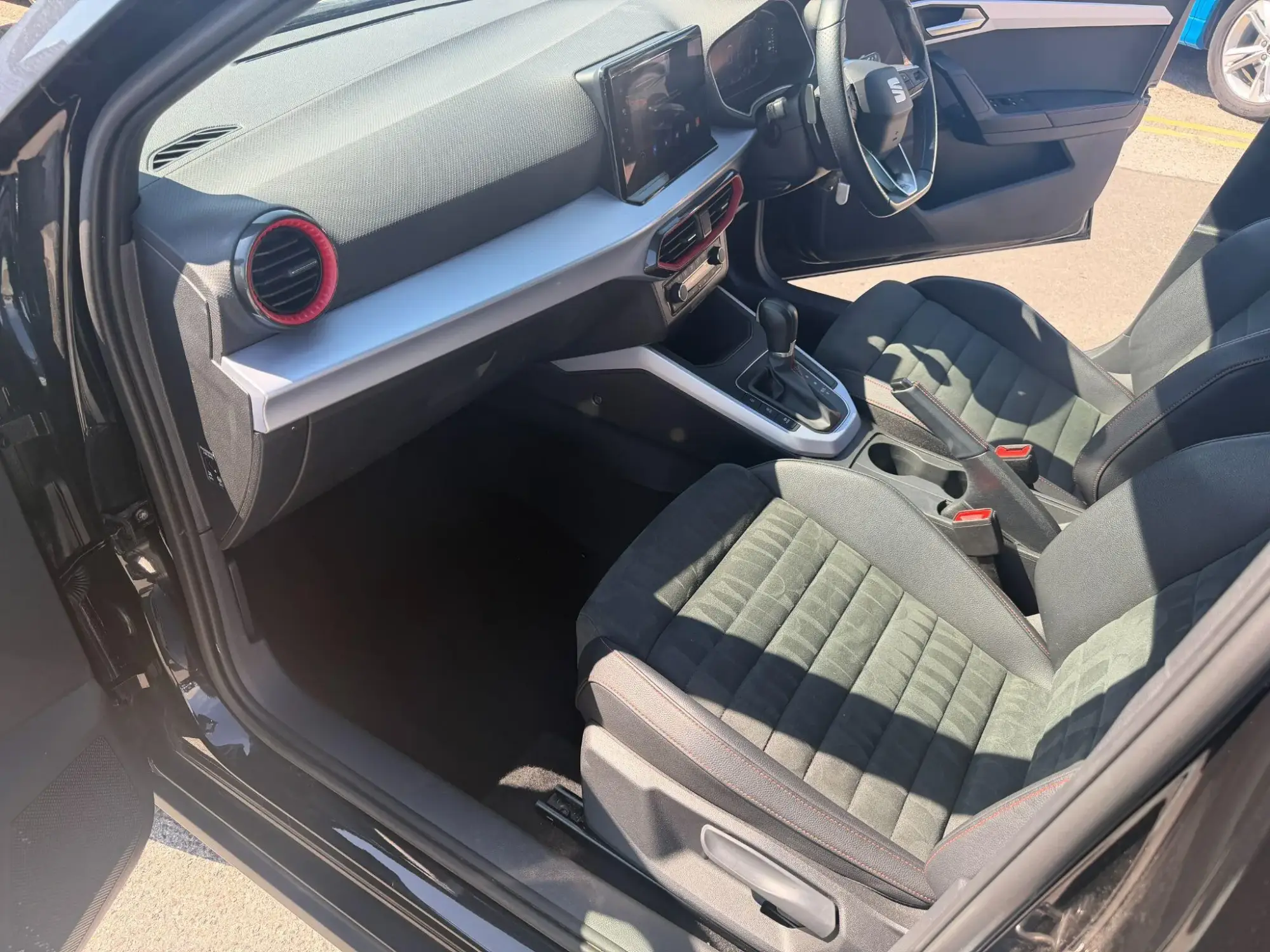 SEAT Arona Image 12