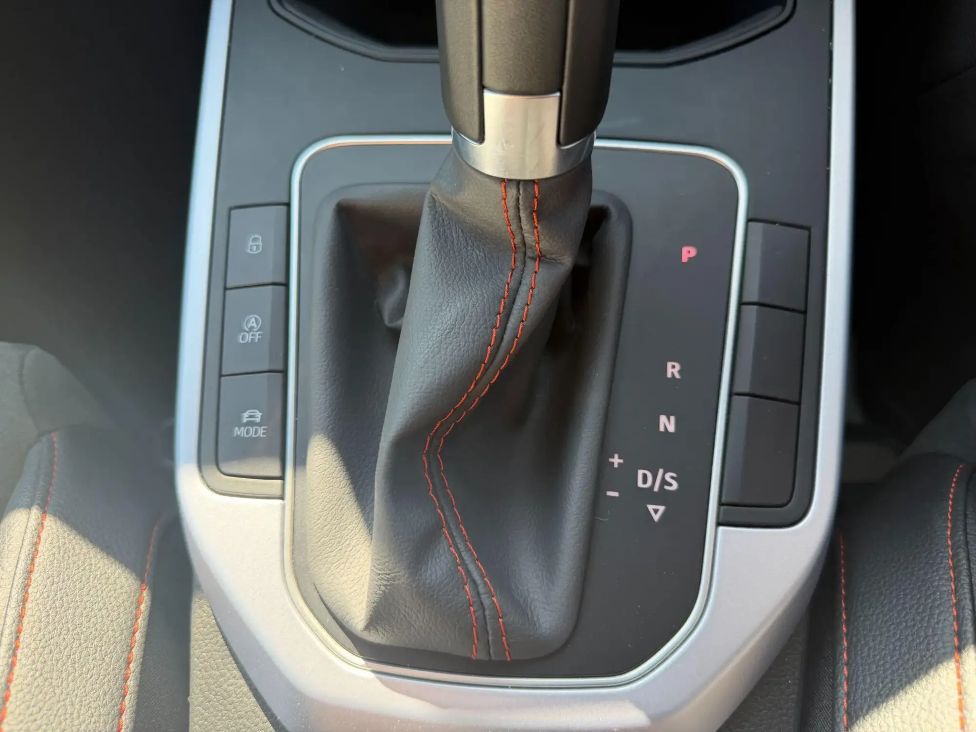 SEAT Arona Image 25