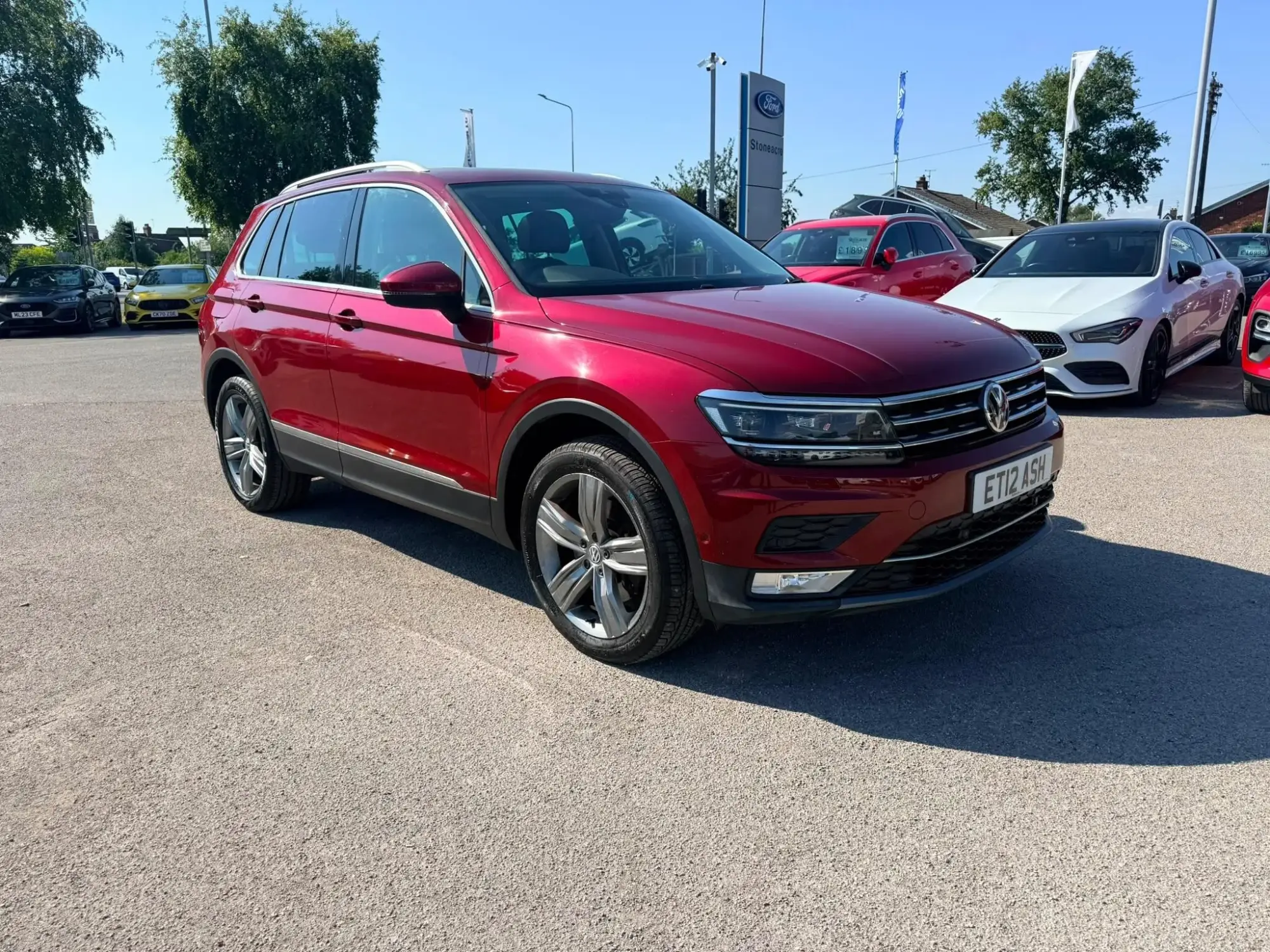 Volkswagen Tiguan 2.0 TSi 180 4Motion SEL 5dr DSG YO66OFY Image 1