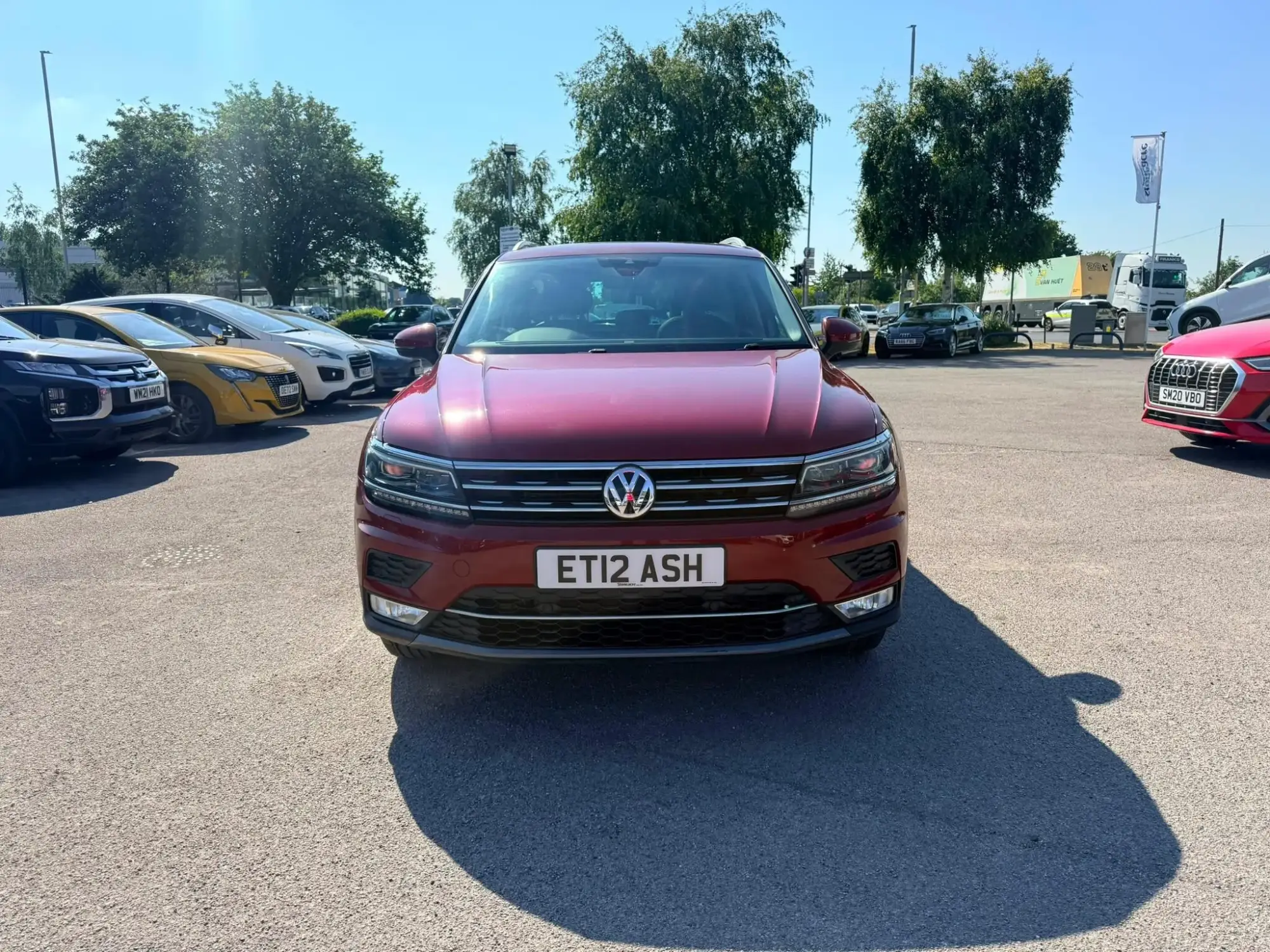 Volkswagen Tiguan 2.0 TSi 180 4Motion SEL 5dr DSG YO66OFY Image 2