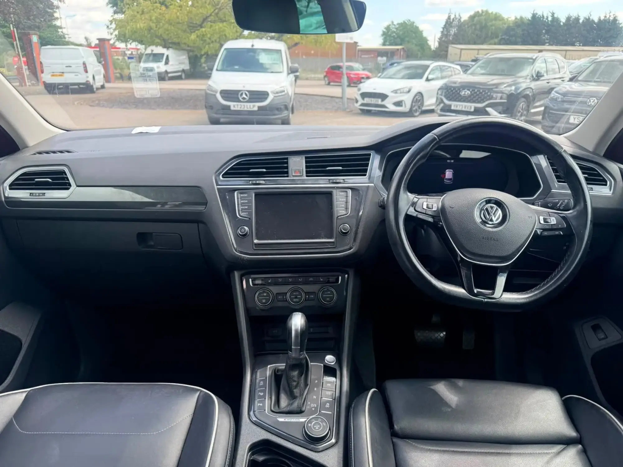 Volkswagen Tiguan Image 10