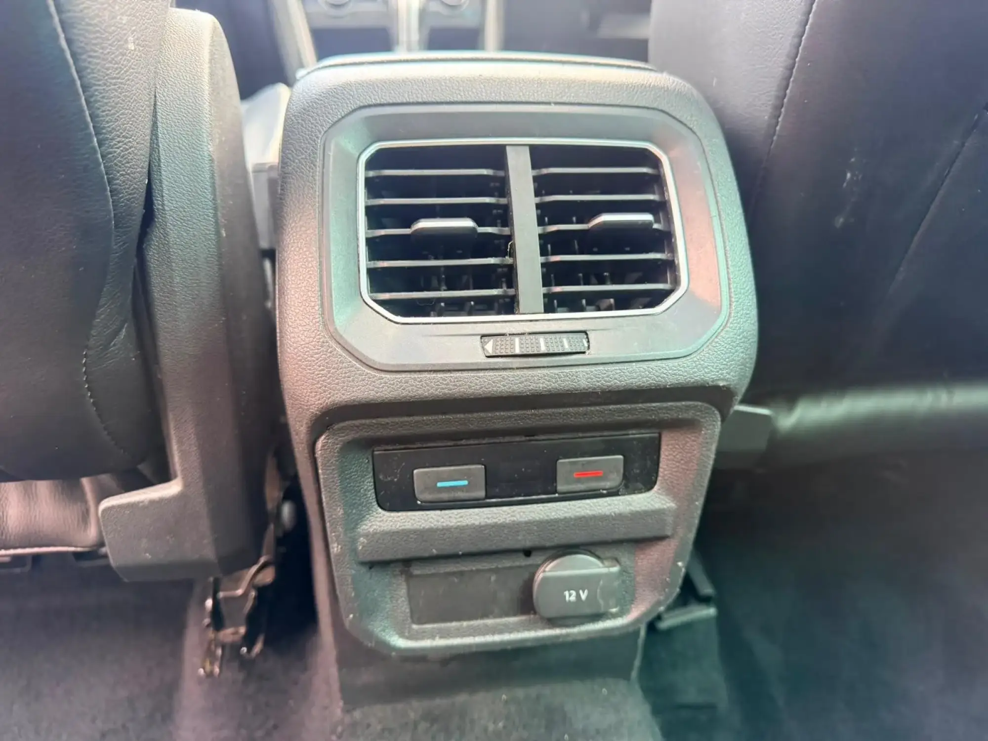 Volkswagen Tiguan Image 15