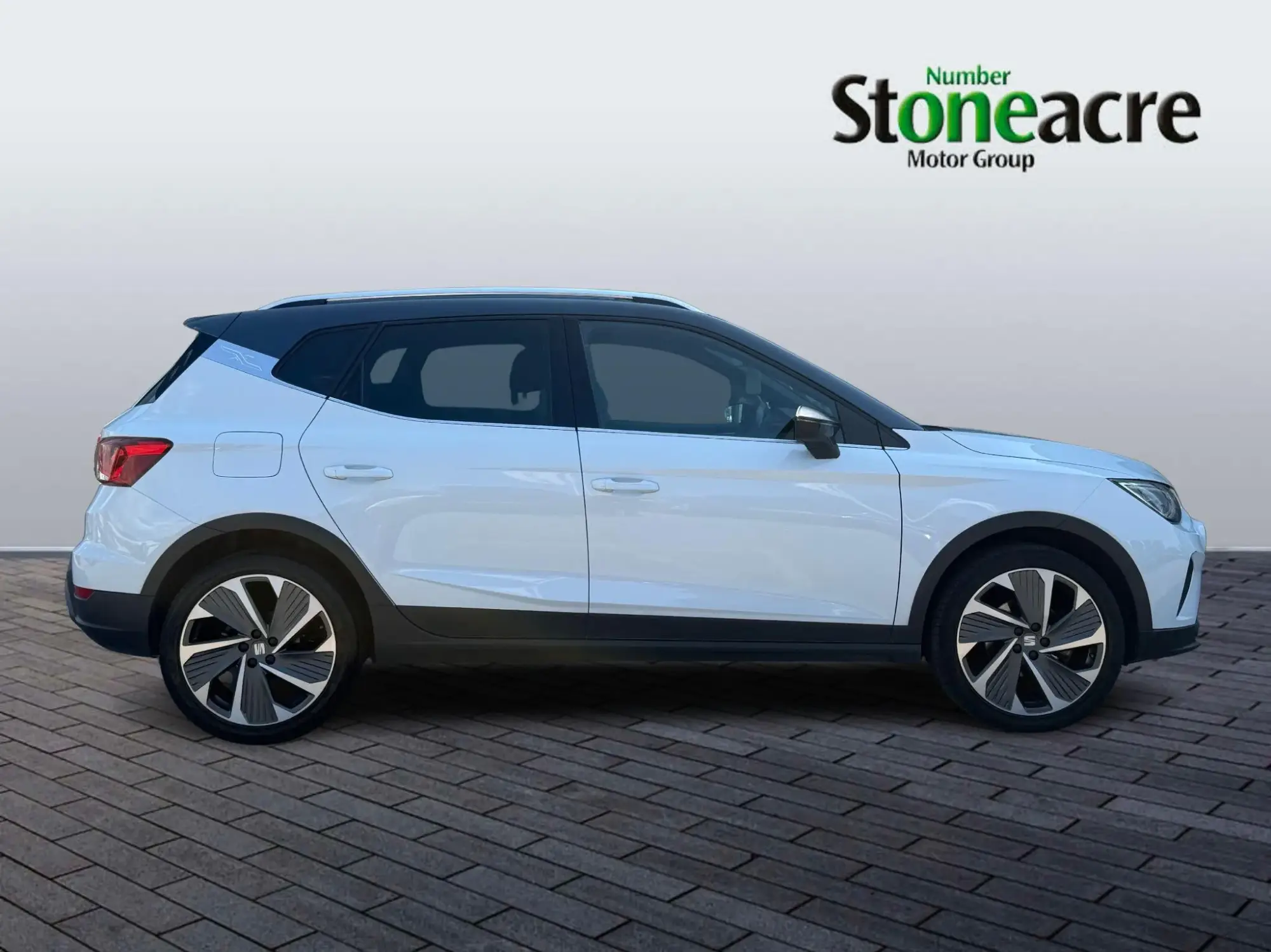 SEAT Arona Image 2