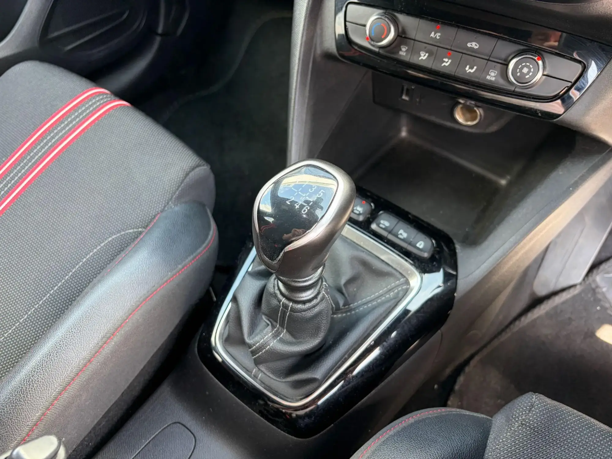 Vauxhall Corsa Image 17 Vauxhall Corsa Image 17