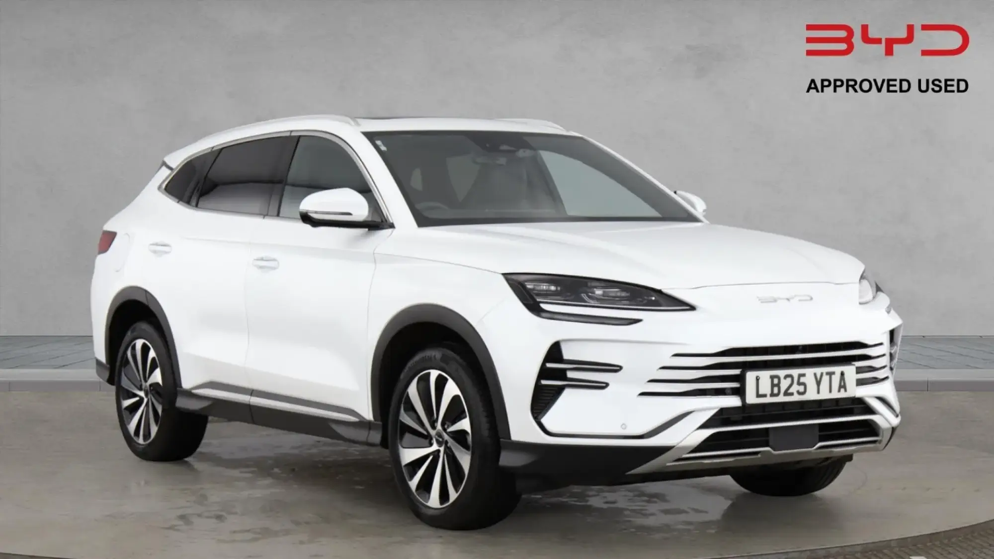 BYD Seal U Image 1