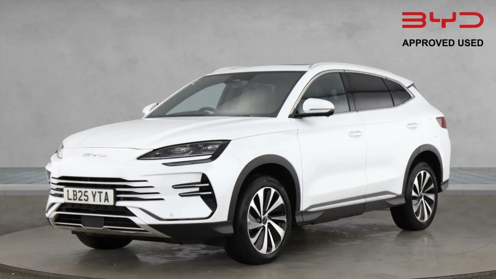 BYD Seal U Image 3