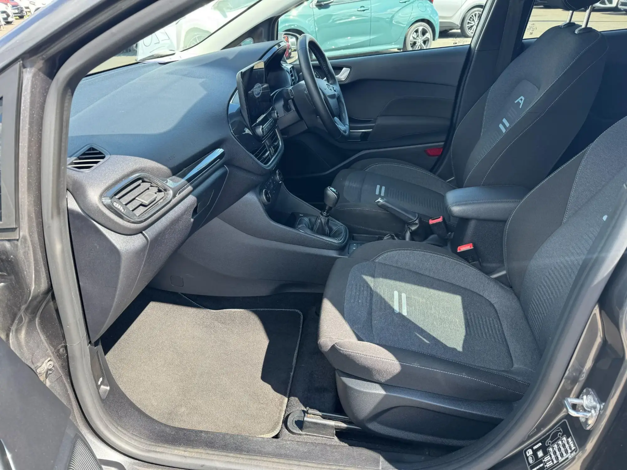 Ford Fiesta Image 14