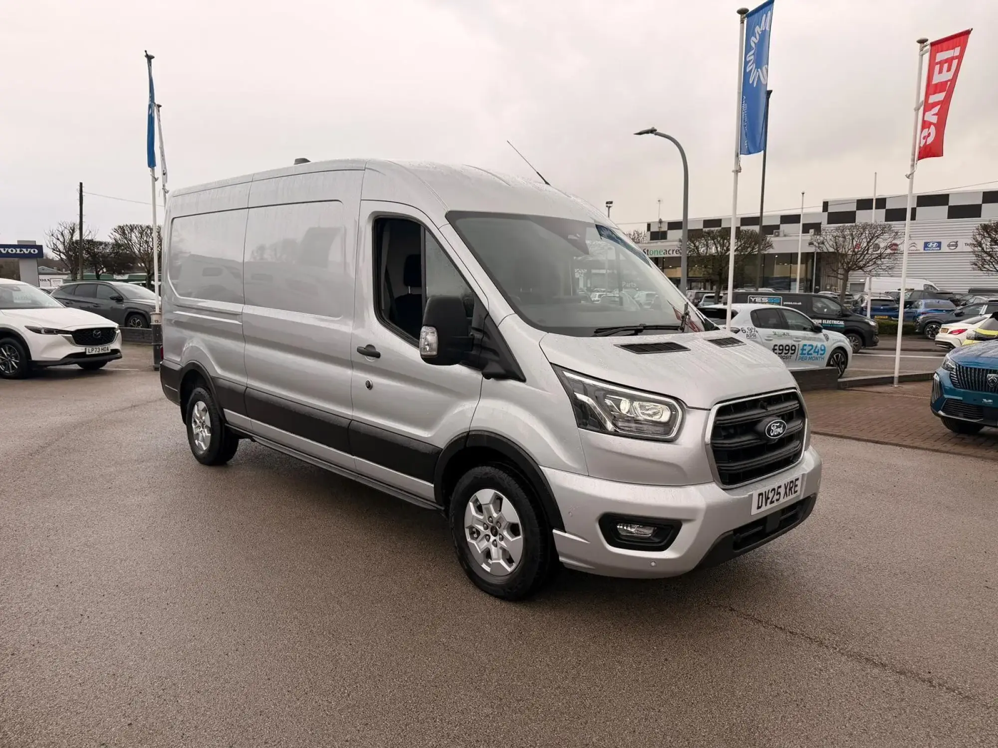 Ford Transit 2.0 350 EcoBlue Limited FWD L3 H2 Euro 6 (s/s) 5dr DV25XRE Image 1
