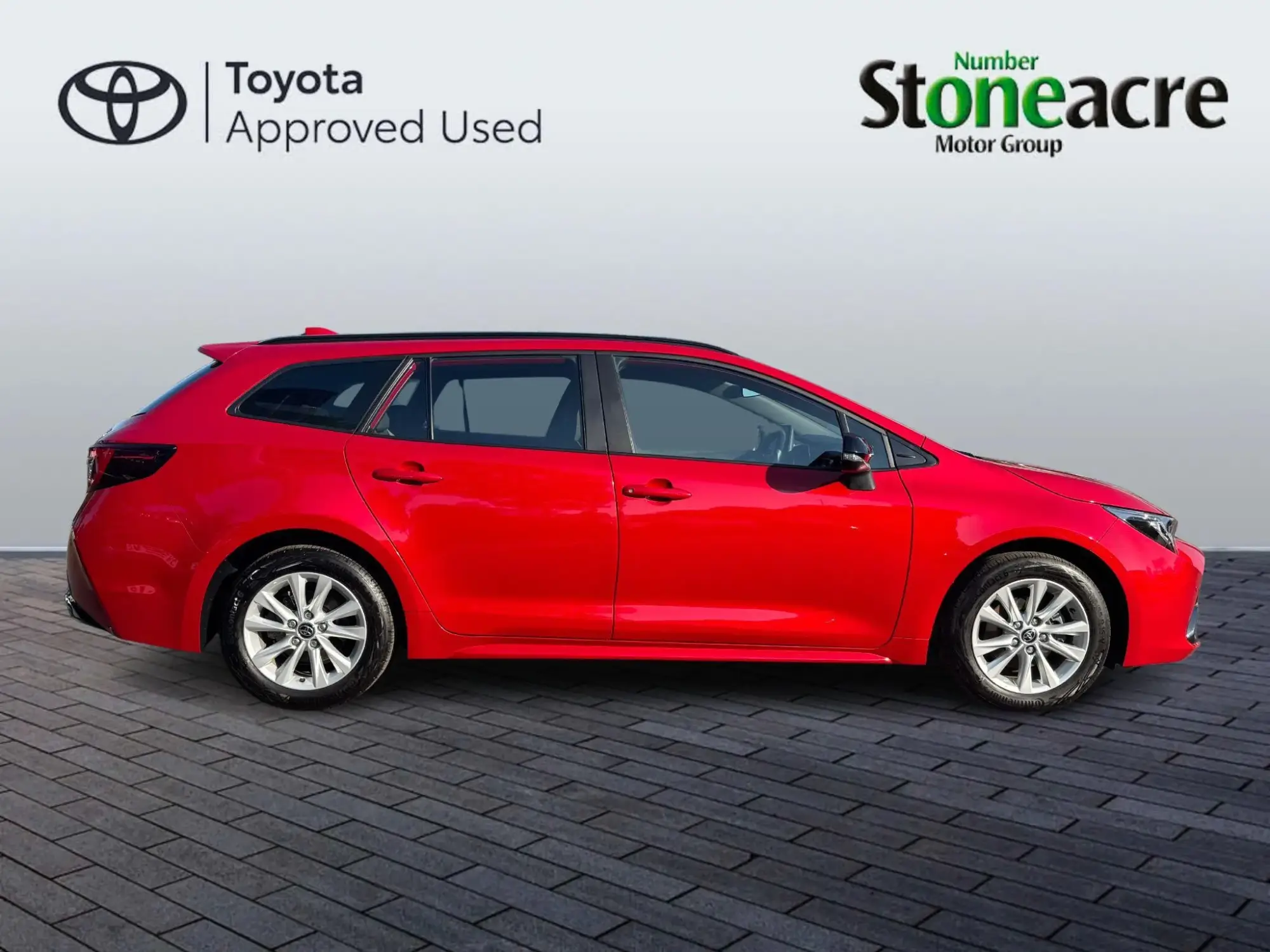 Toyota Corolla Touring Sports 1.8 Hybrid Icon 5dr CVT NU75OXB Image 2 Toyota Corolla Touring Sports 1.8 Hybrid Icon 5dr CVT NU75OXB Image 2