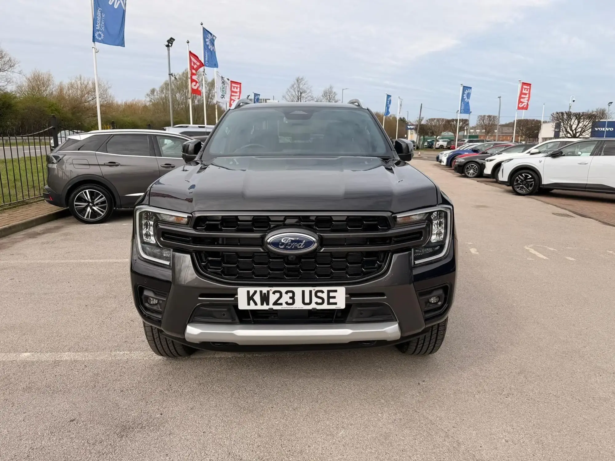 Ford Ranger 2.0 TD EcoBlue Wildtrak Auto 4WD Euro 6 (s/s) 4dr KW23USE Image 2