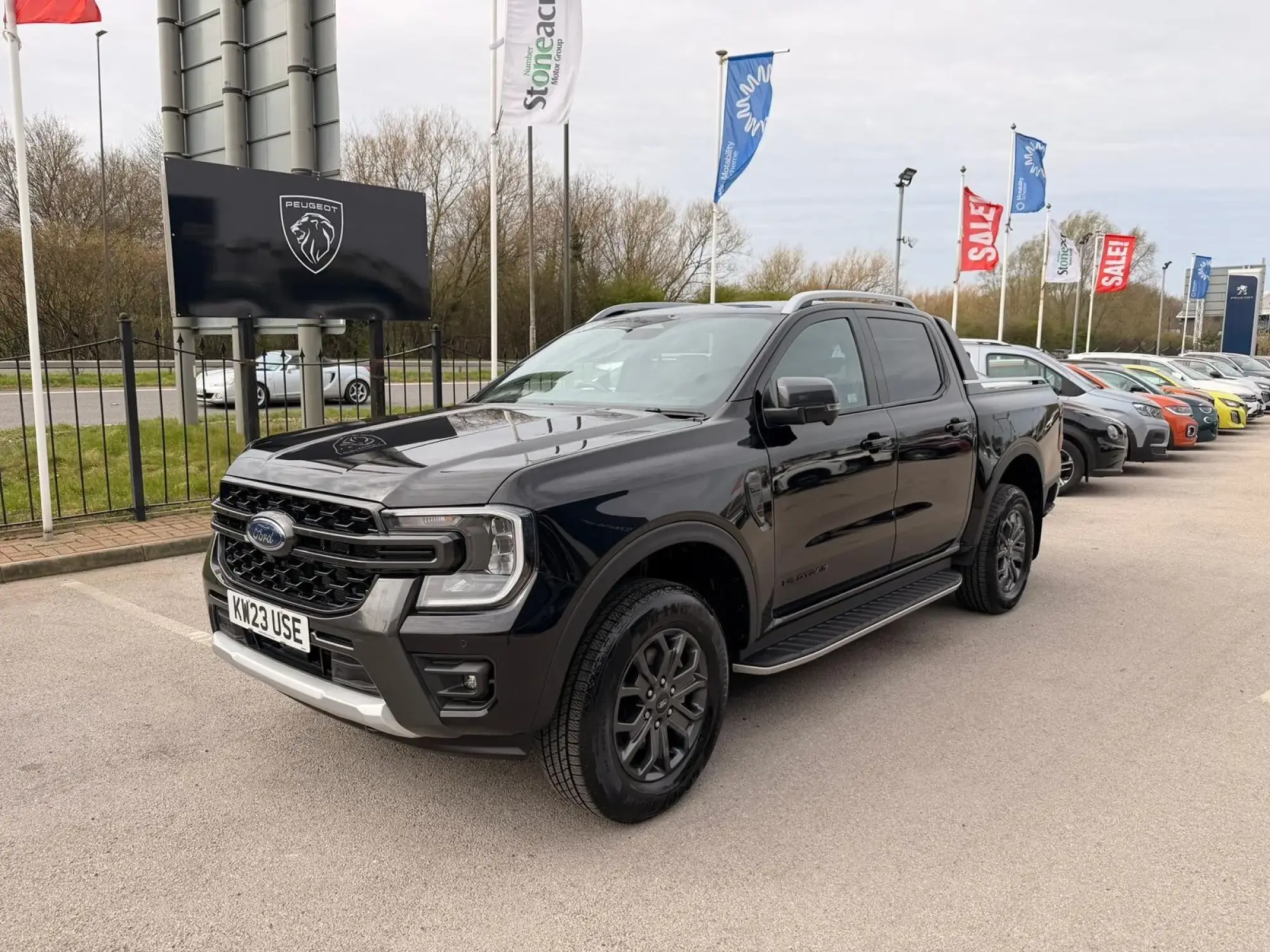Ford Ranger 2.0 TD EcoBlue Wildtrak Auto 4WD Euro 6 (s/s) 4dr KW23USE Image 3