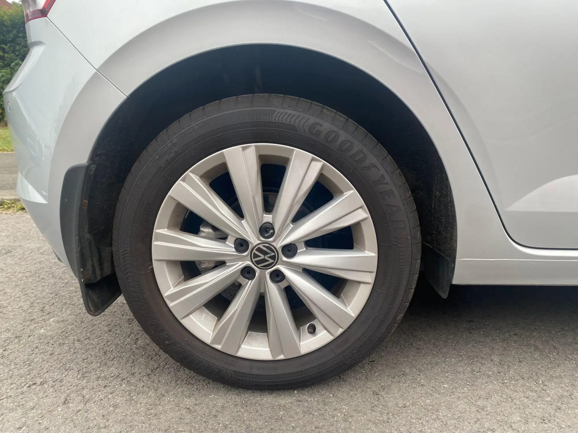 Volkswagen Polo Image 9