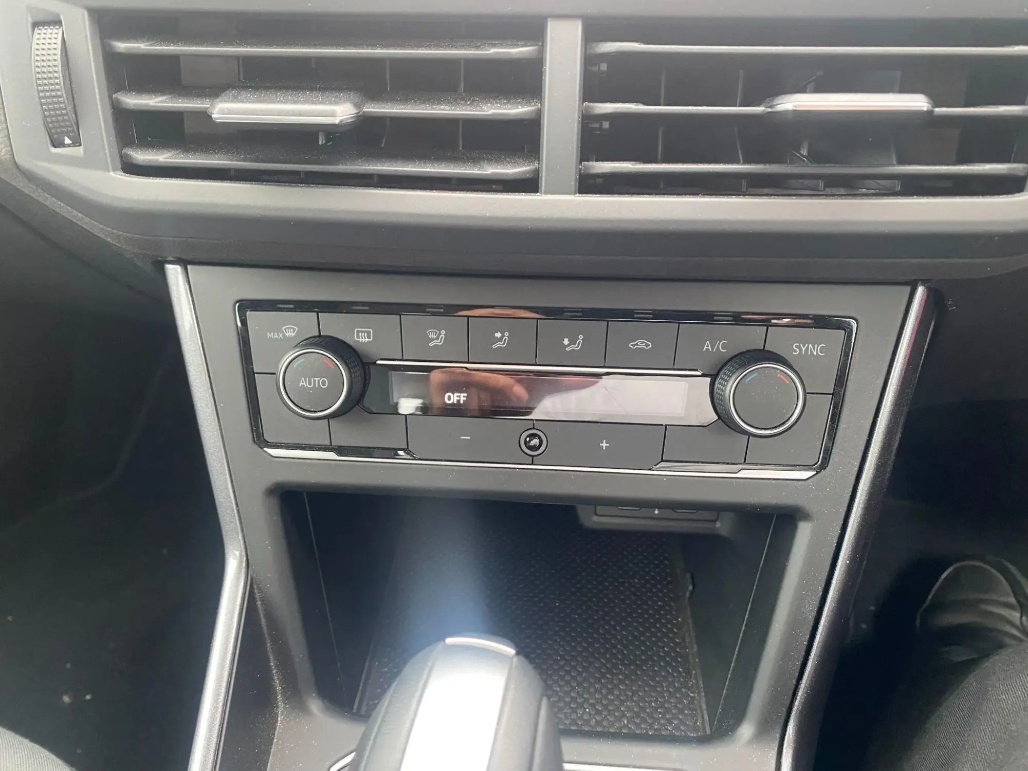 Volkswagen Polo Image 17