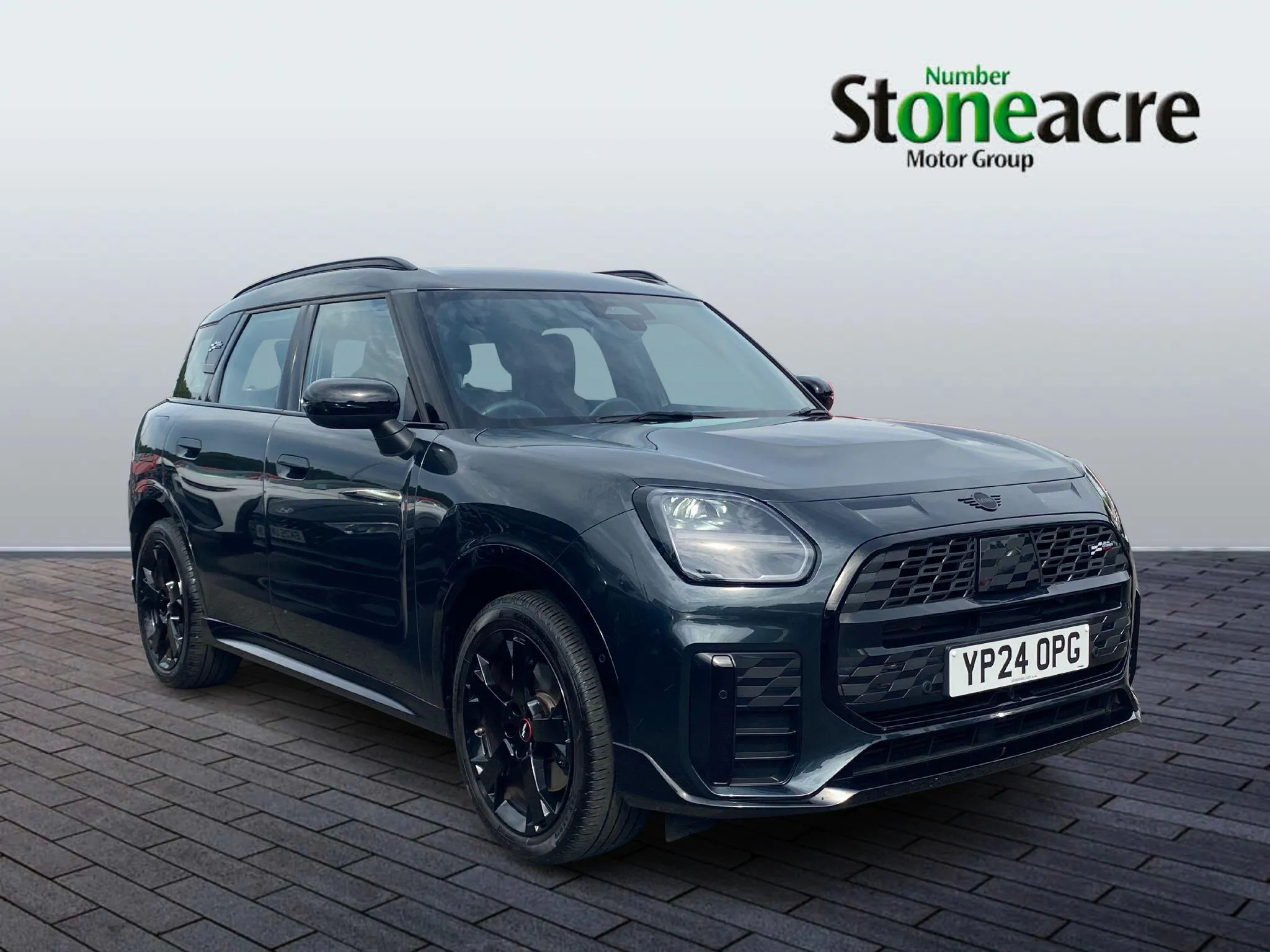 MINI Countryman listing photo