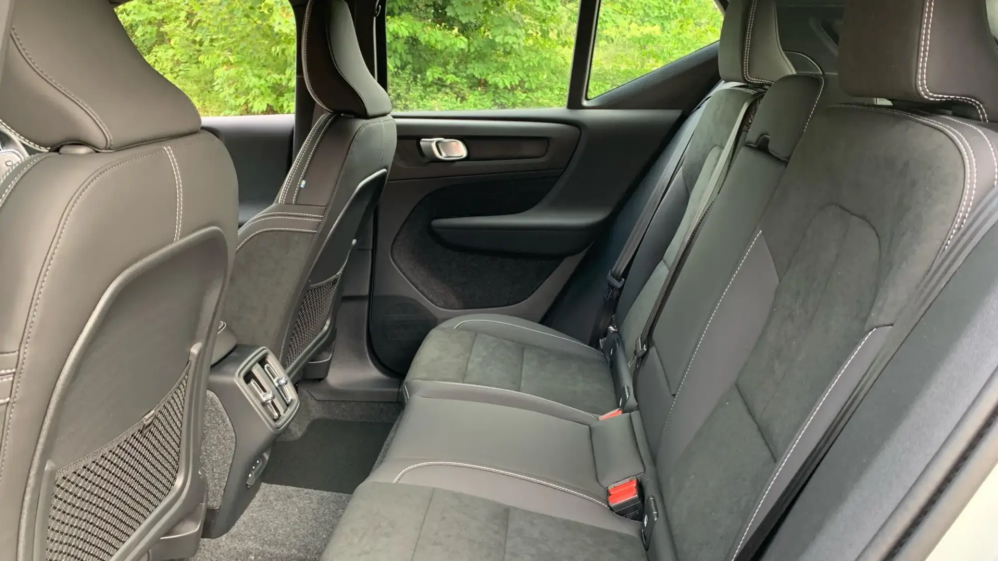 Volvo XC40 Image 33