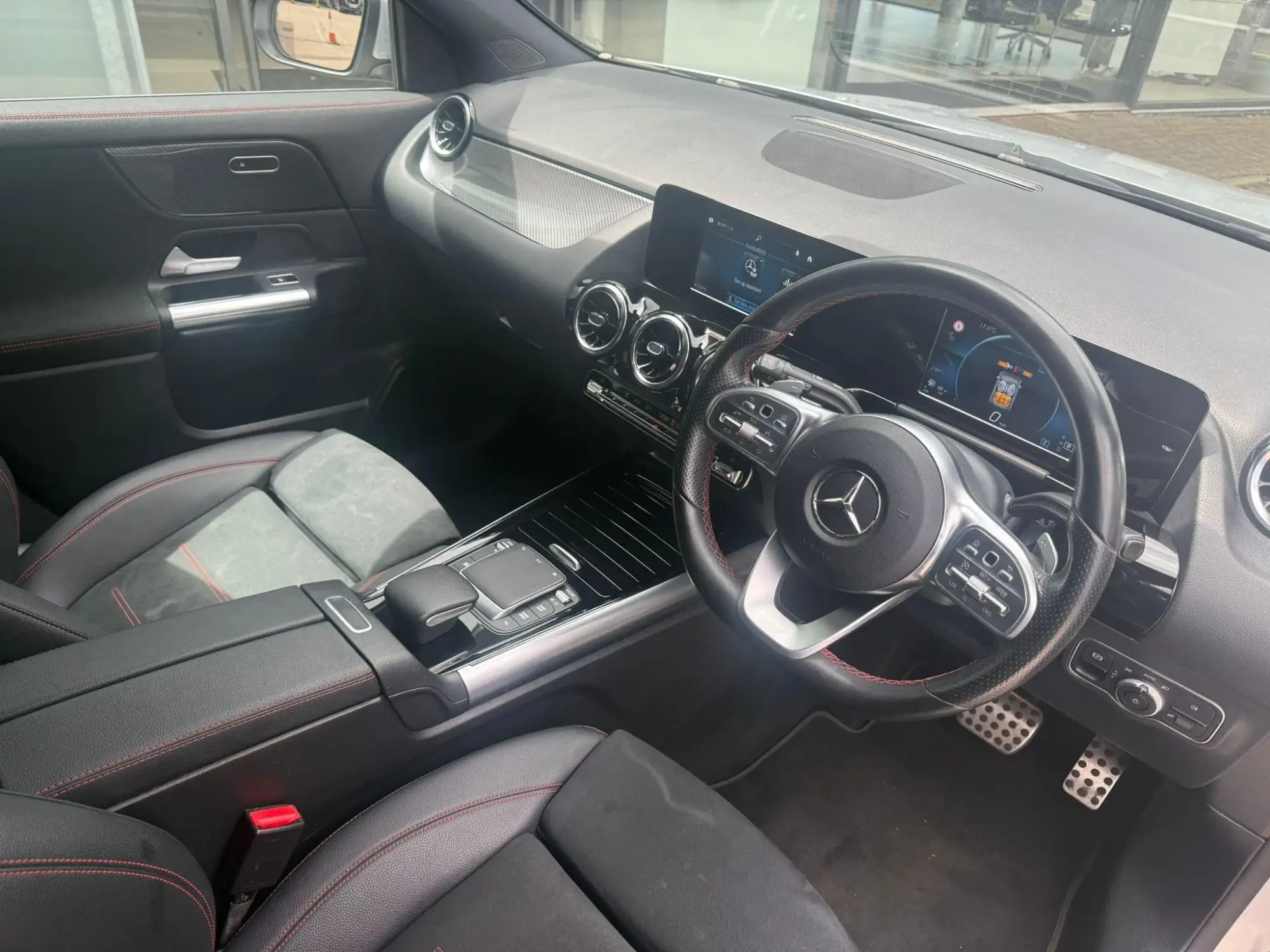 Mercedes-Benz GLA Image 11 Mercedes-Benz GLA Image 11