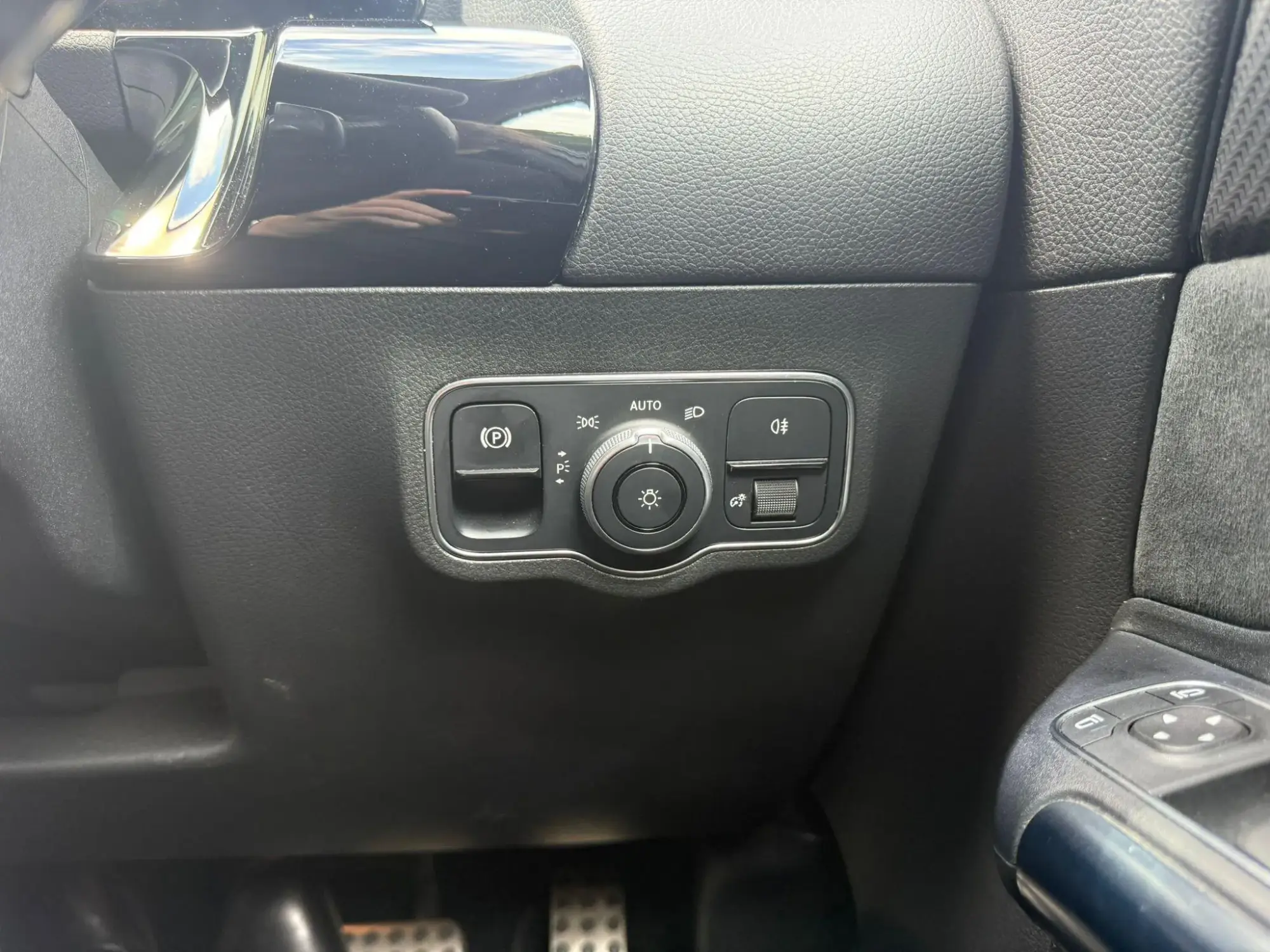 Mercedes-Benz GLA Image 17 Mercedes-Benz GLA Image 17