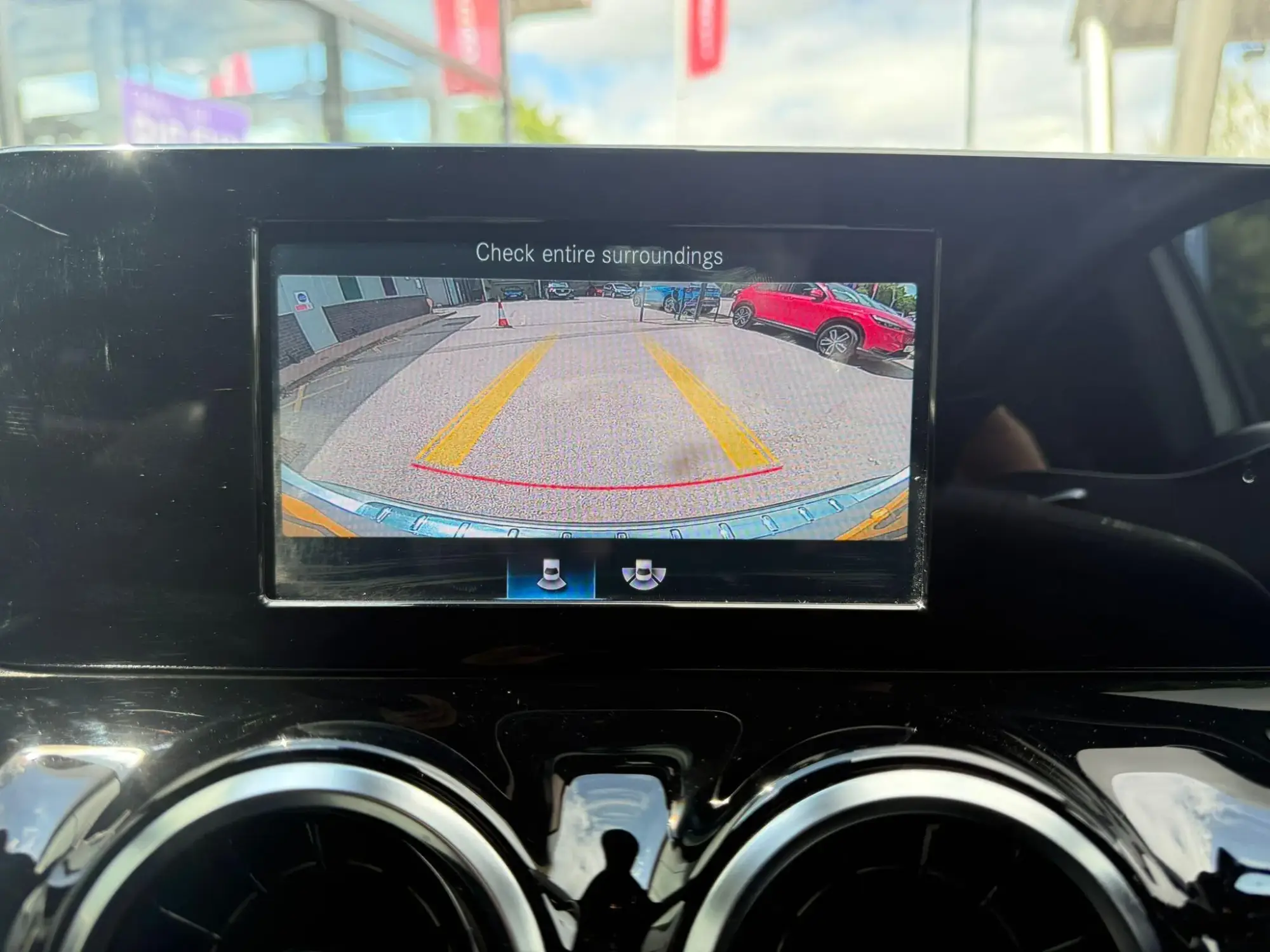 Mercedes-Benz GLA Image 24 Mercedes-Benz GLA Image 24