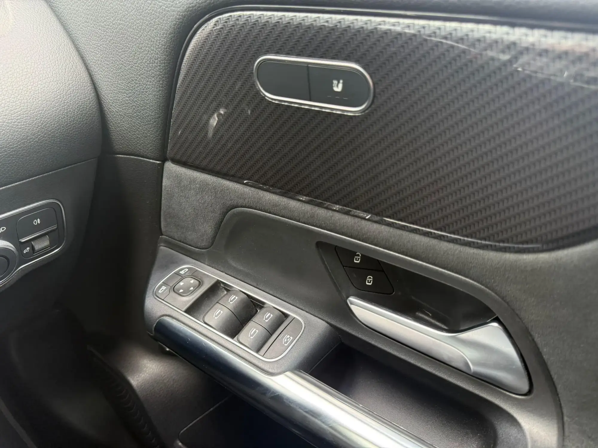 Mercedes-Benz GLA Image 34 Mercedes-Benz GLA Image 34