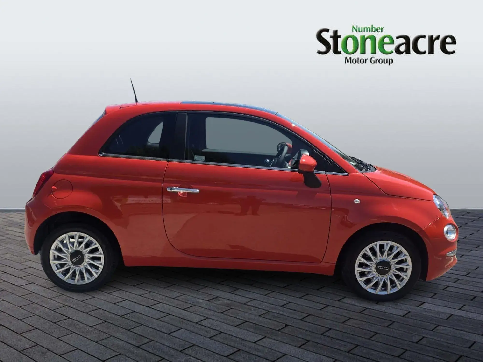 Fiat 500 Hybrid Image 2
