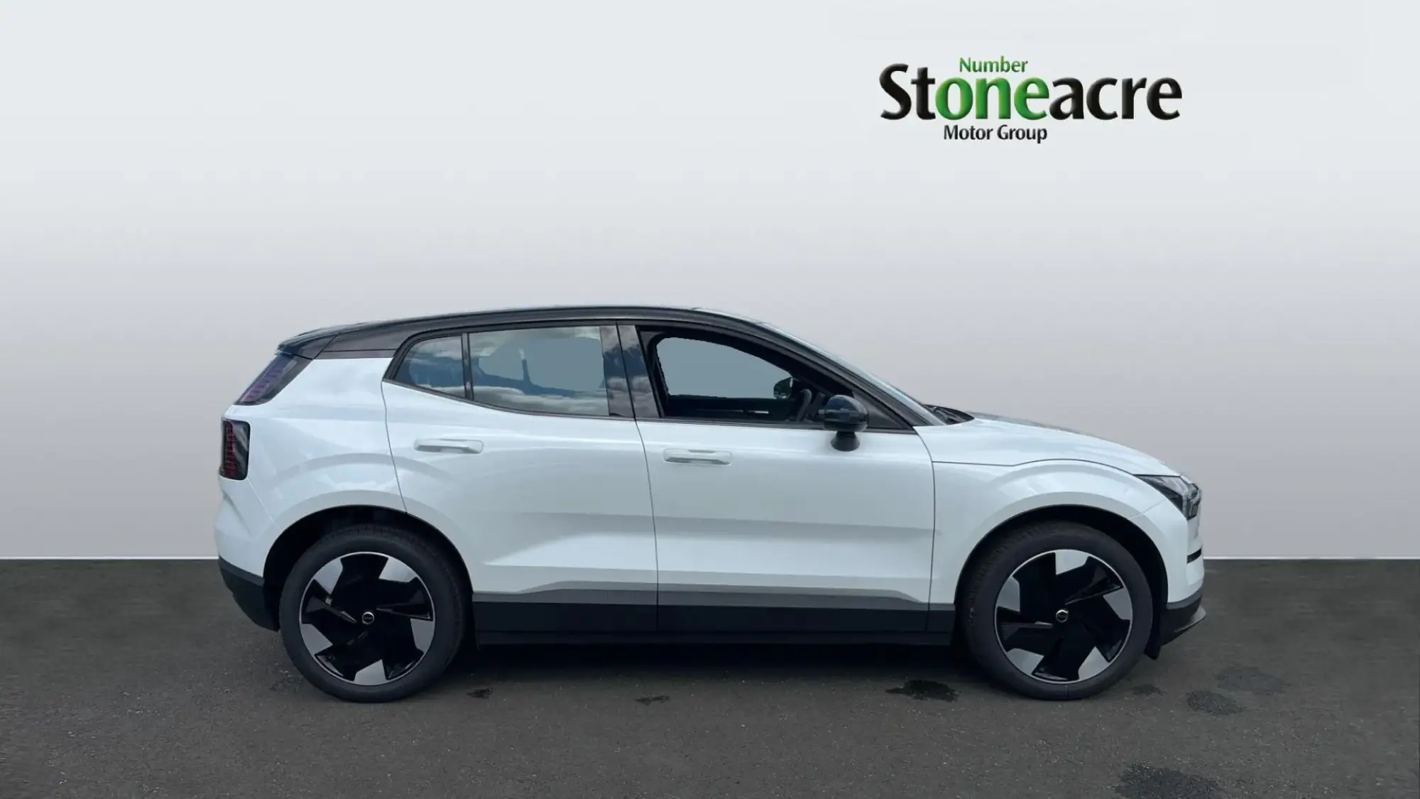 Volvo EX30 Image 3