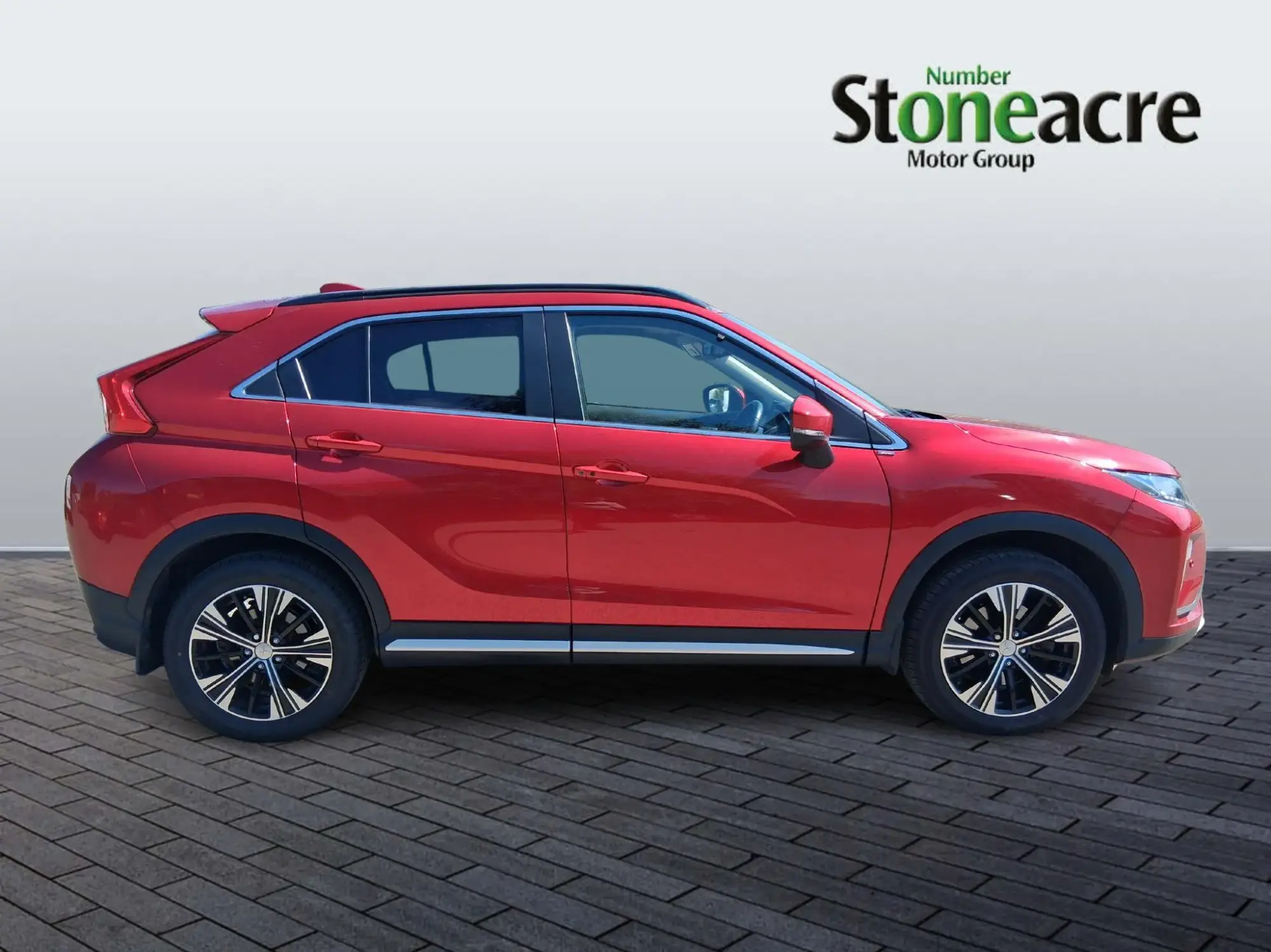 Mitsubishi Eclipse Cross Image 2