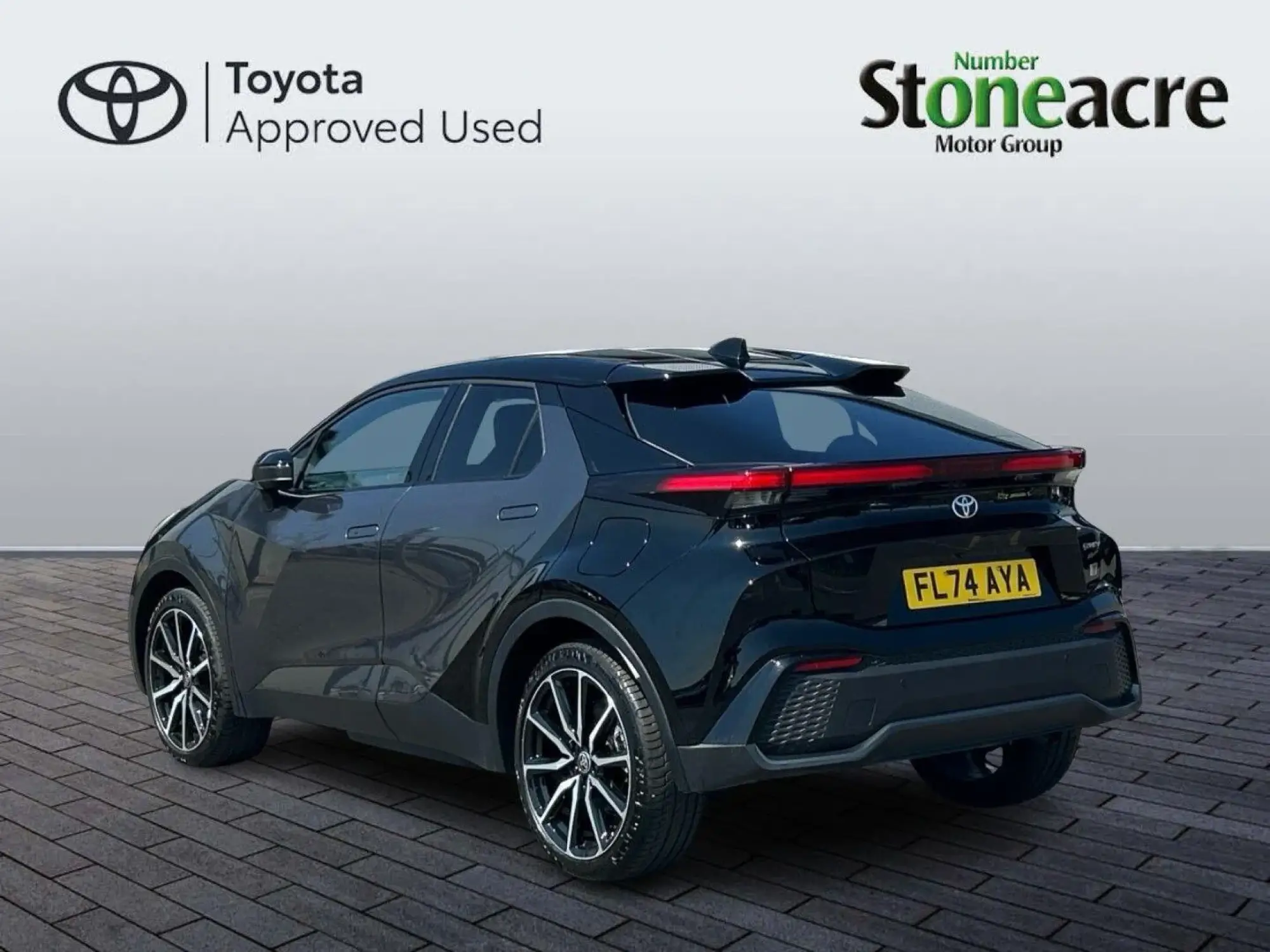 Toyota C-HR Plug-in Hybrid Image 5 Toyota C-HR Plug-in Hybrid Image 5
