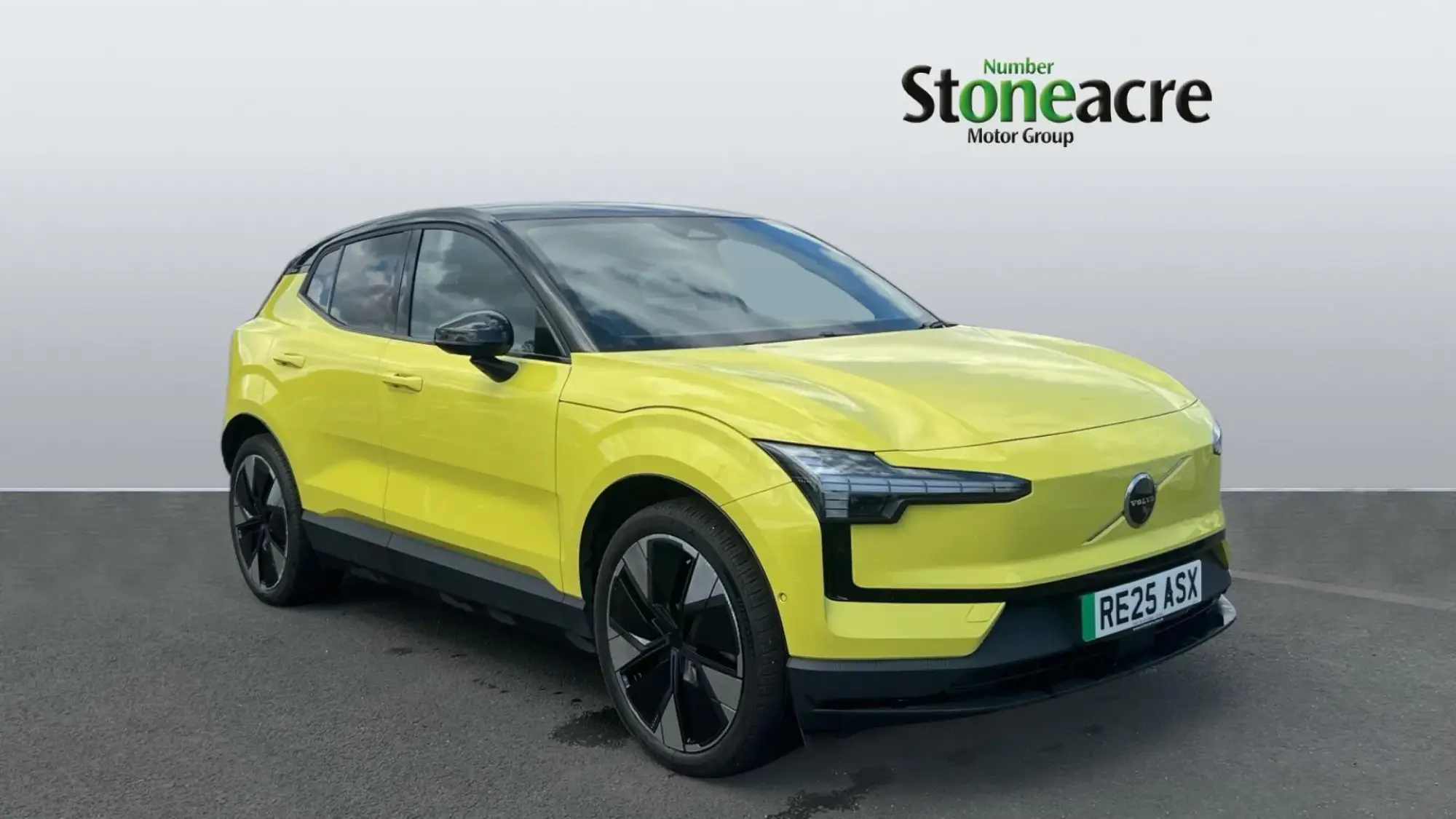 Volvo EX30 Image 1