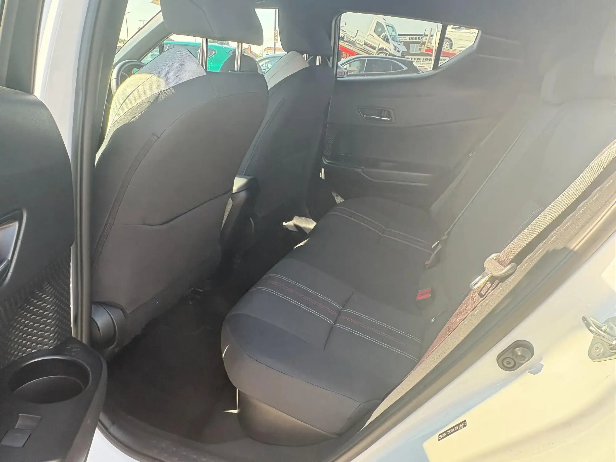 Toyota C-HR Self-Charging Hybrid Image 10 Toyota C-HR Self-Charging Hybrid Image 10