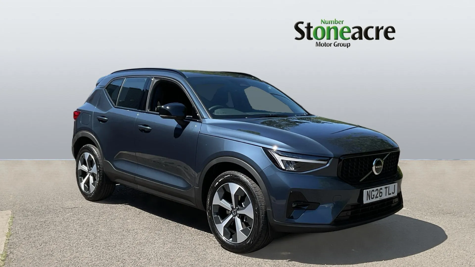 Volvo XC40 dealer public-web source image