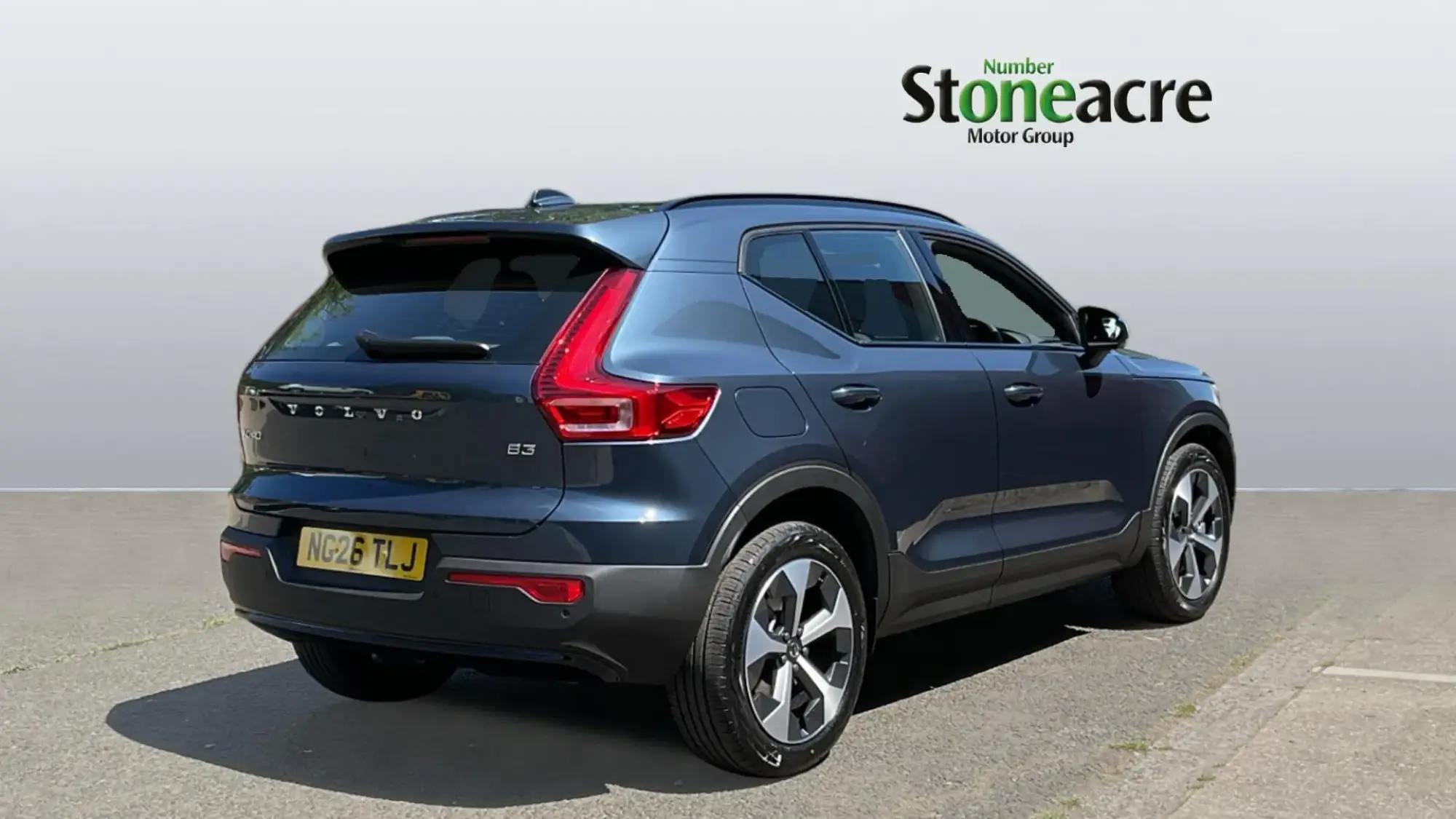 Volvo XC40 Image 2