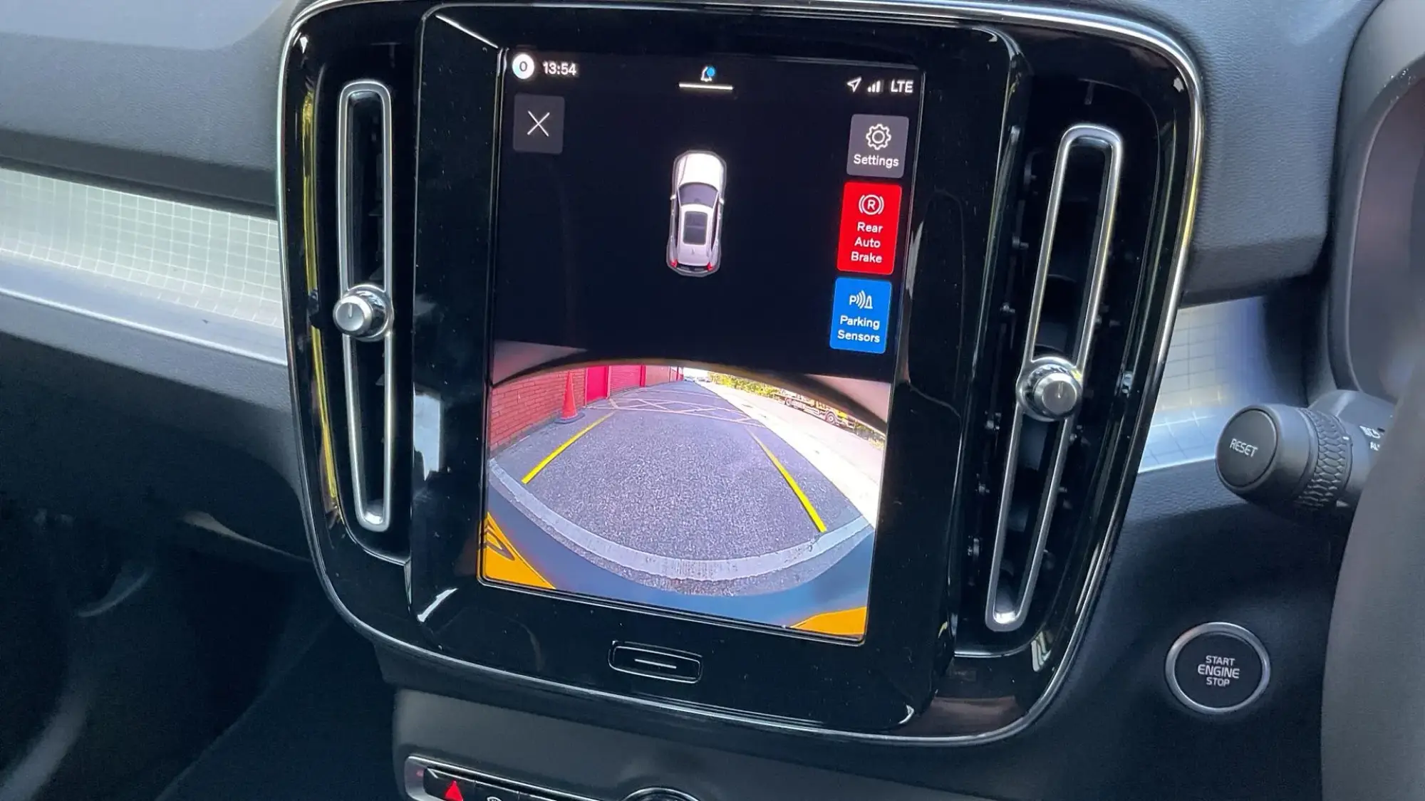 Volvo XC40 Image 19