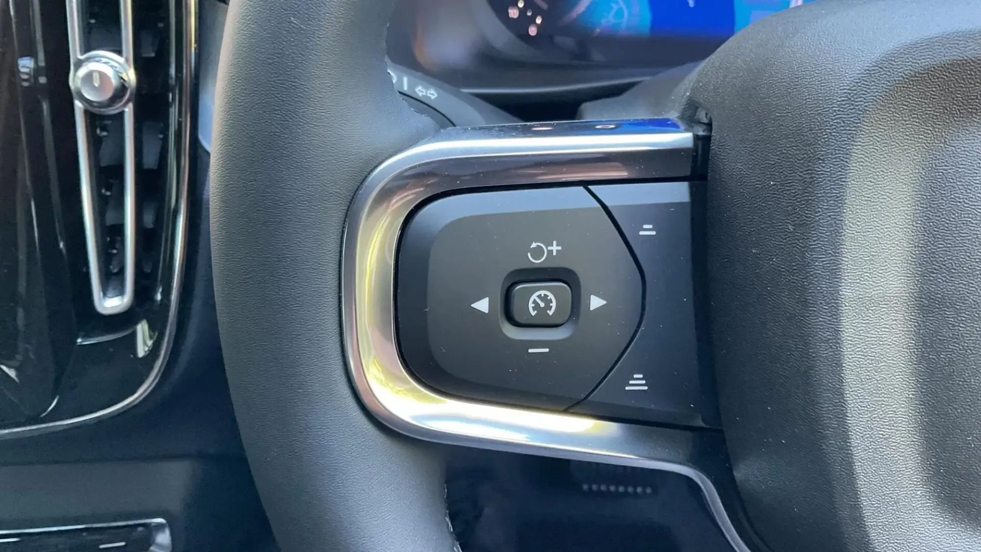 Volvo XC40 Image 21