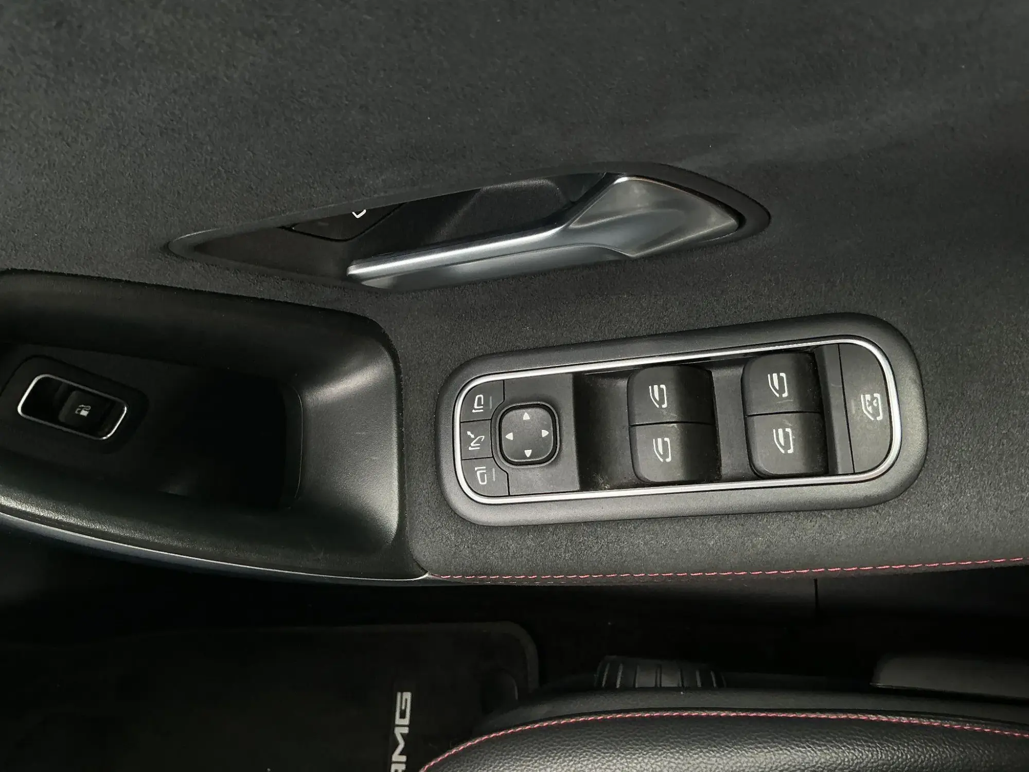 Mercedes-Benz A-Class Image 17 Mercedes-Benz A-Class Image 17