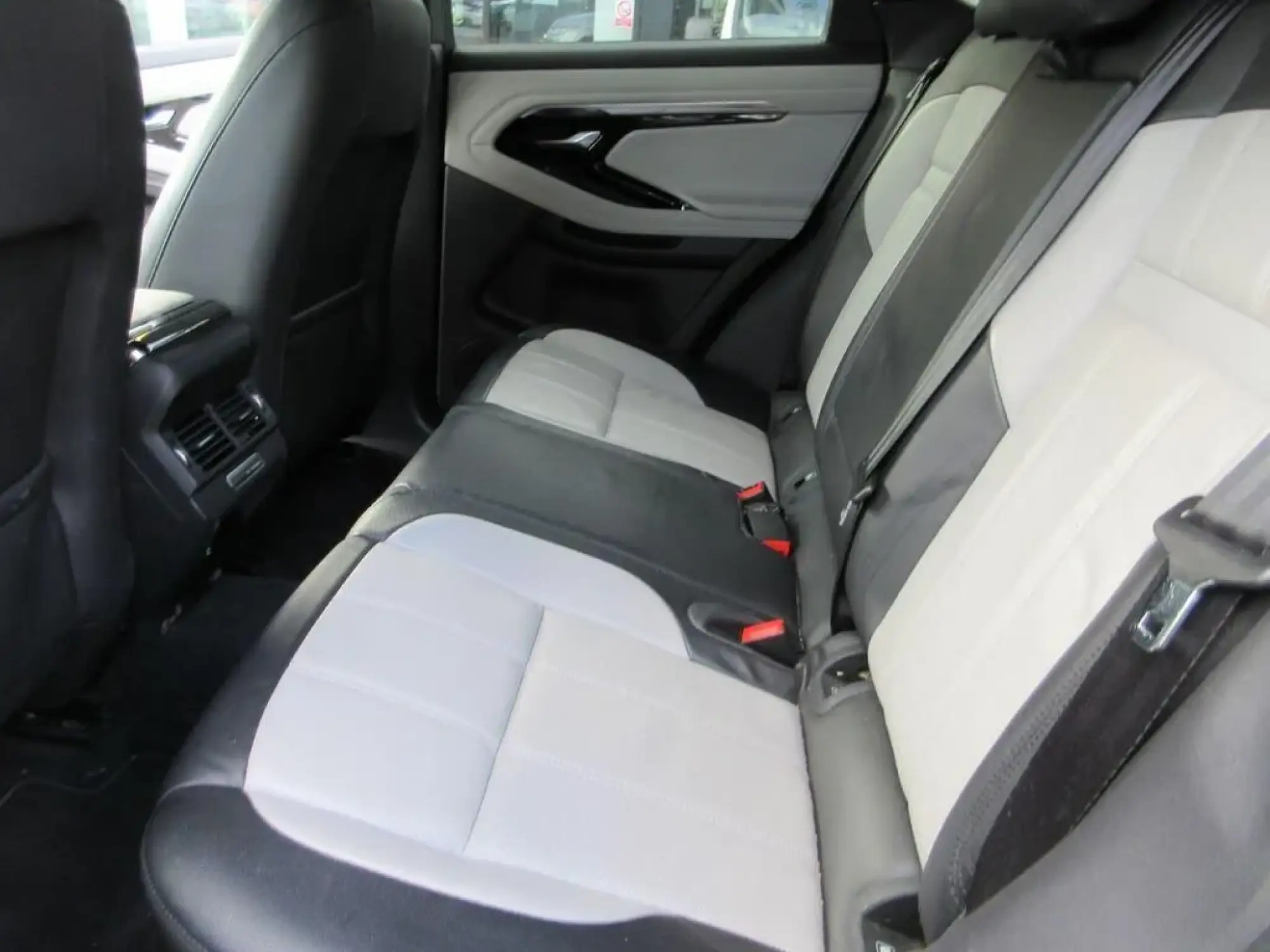 Land Rover Range Rover Evoque Image 12 Land Rover Range Rover Evoque Image 12