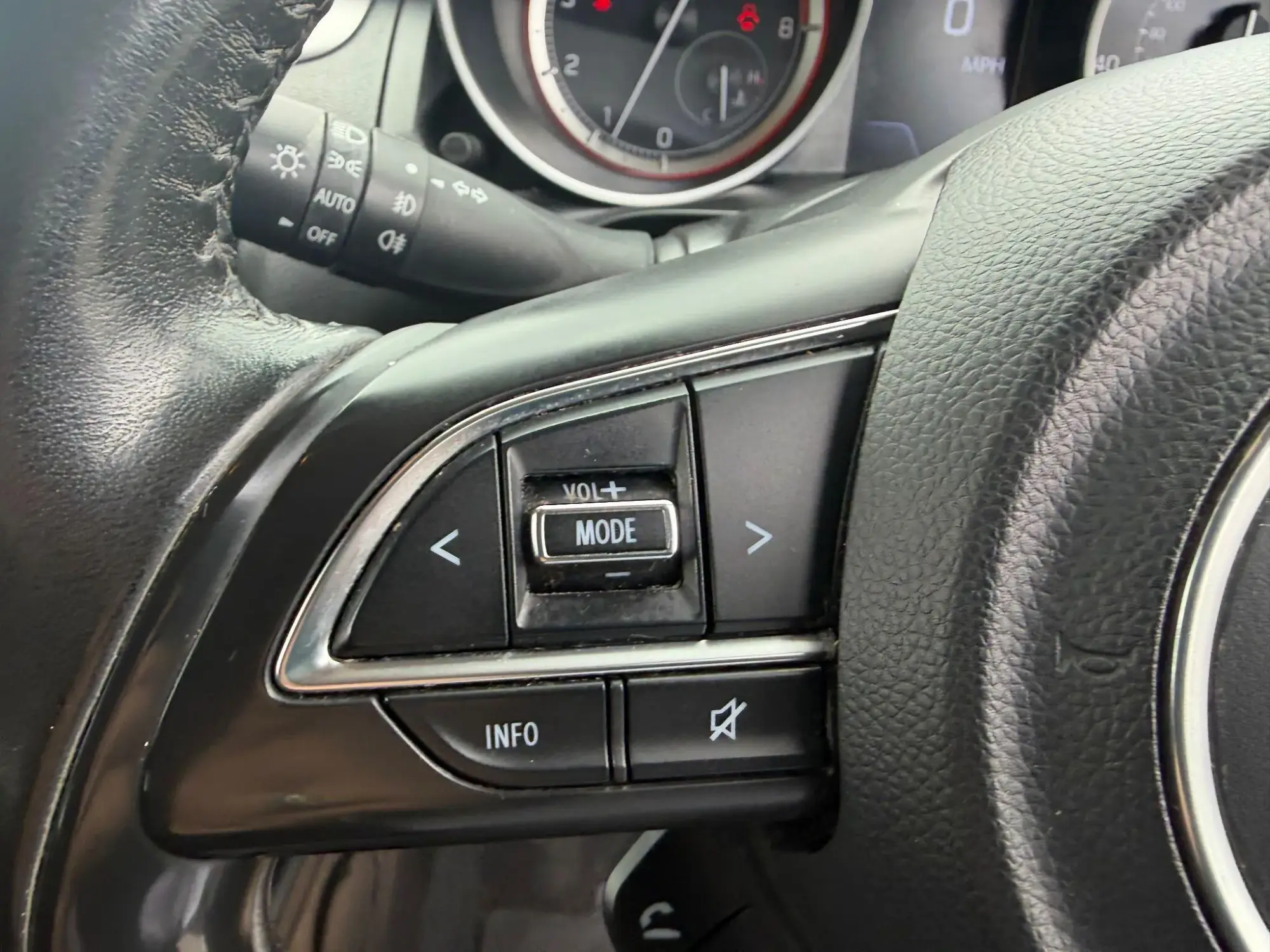Suzuki Swift Image 15 Suzuki Swift Image 15