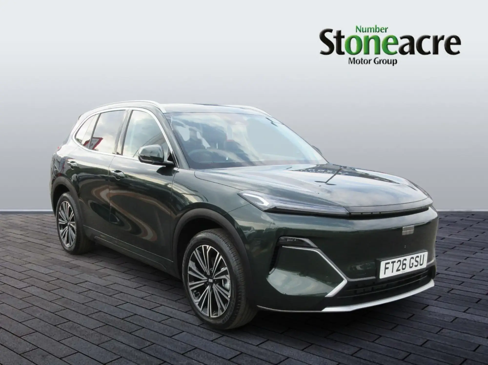 Geely Starray EM-i 1.5 EM-i 29.8kWh Ultra Auto Euro 6 (s/s) 5dr FT26GSU Image 1 Geely Starray EM-i 1.5 EM-i 29.8kWh Ultra Auto Euro 6 (s/s) 5dr FT26GSU Image 1