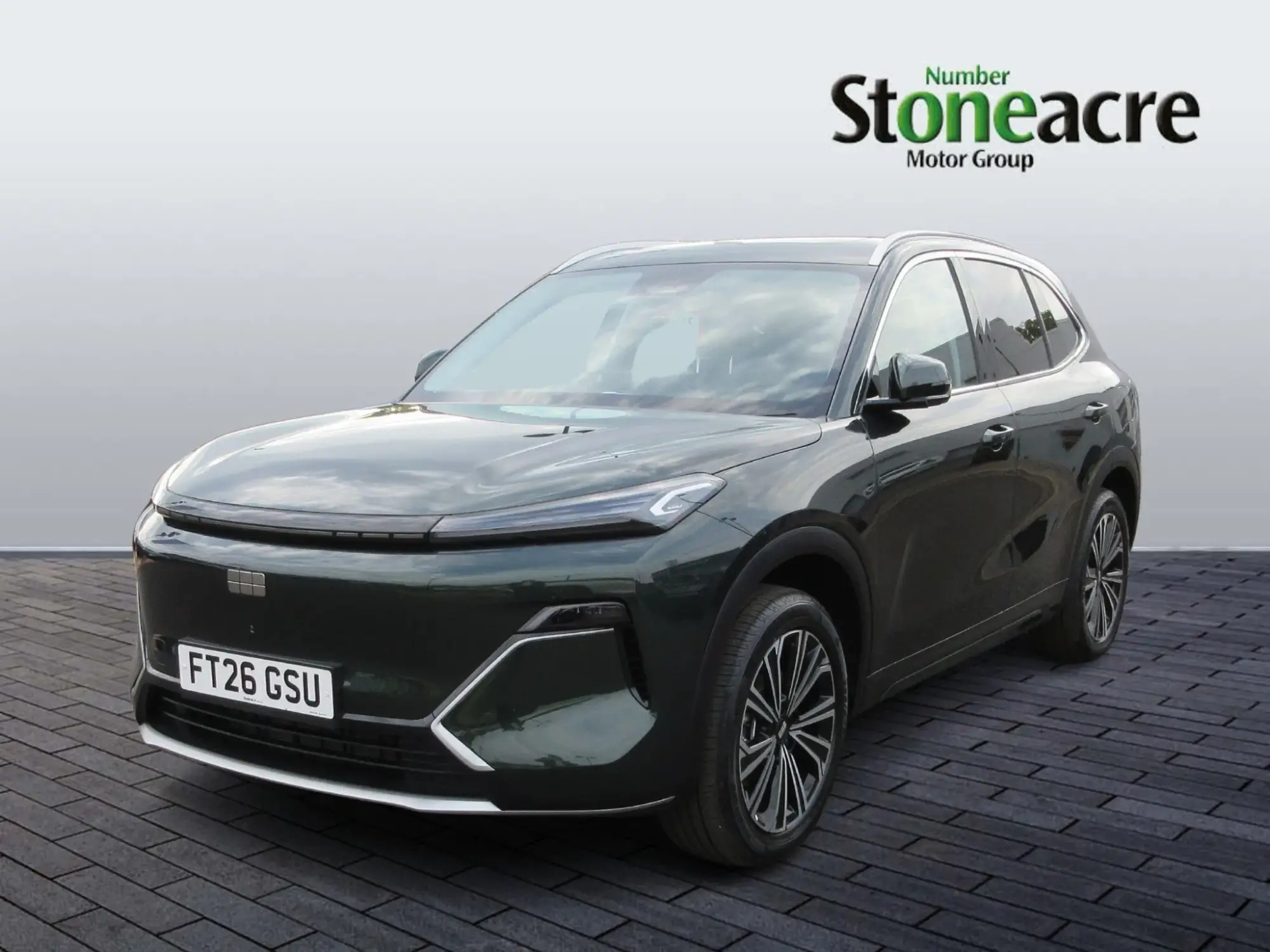 Geely Starray EM-i 1.5 EM-i 29.8kWh Ultra Auto Euro 6 (s/s) 5dr FT26GSU Image 3 Geely Starray EM-i 1.5 EM-i 29.8kWh Ultra Auto Euro 6 (s/s) 5dr FT26GSU Image 3