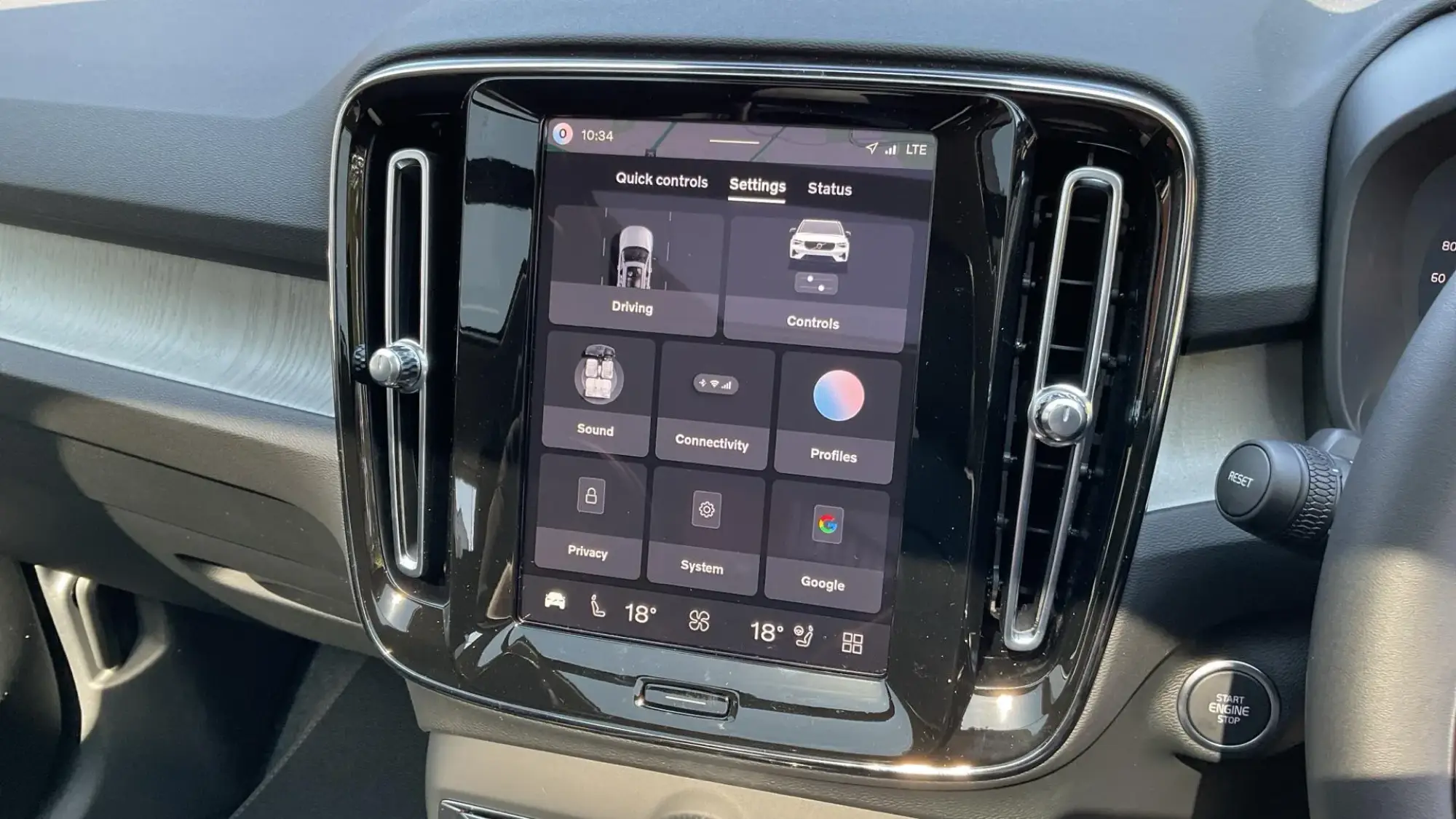Volvo XC40 Image 17