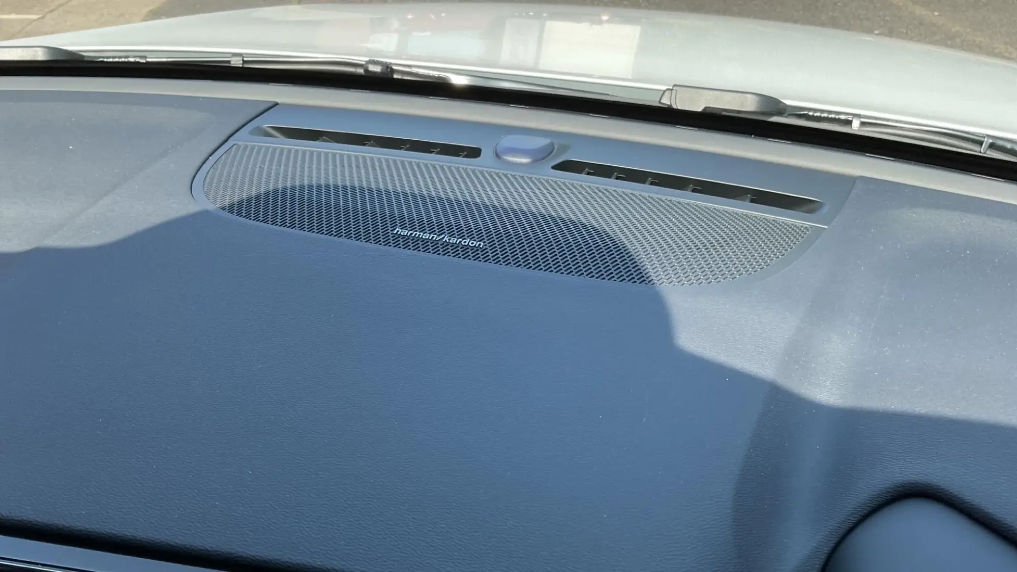 Volvo XC40 Image 25