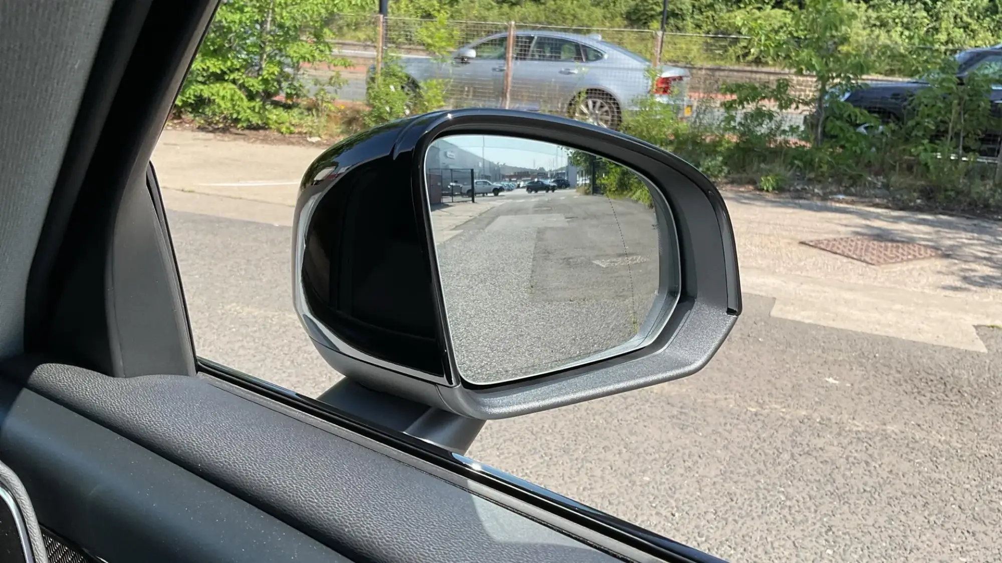 Volvo XC40 Image 32