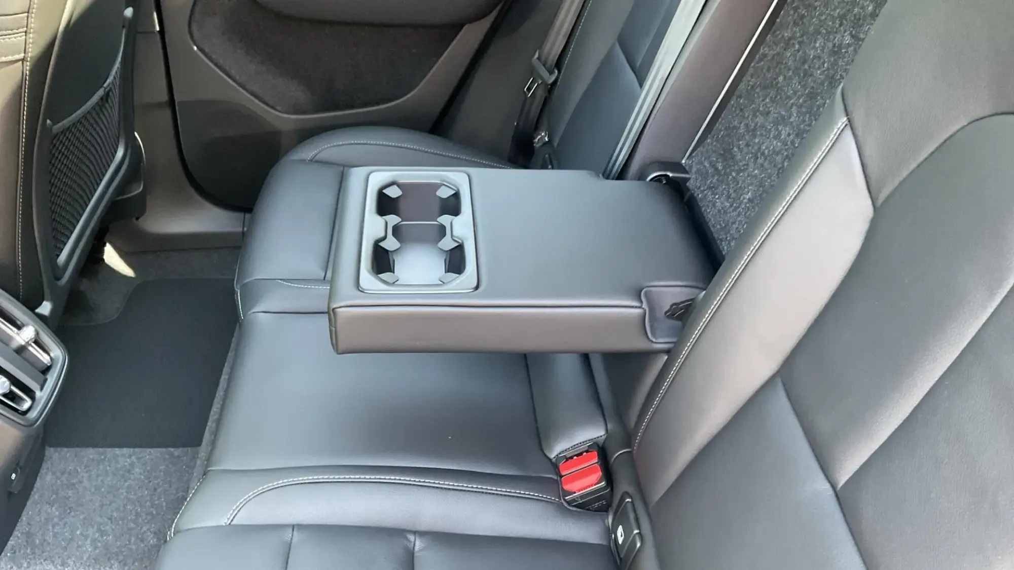 Volvo XC40 Image 34