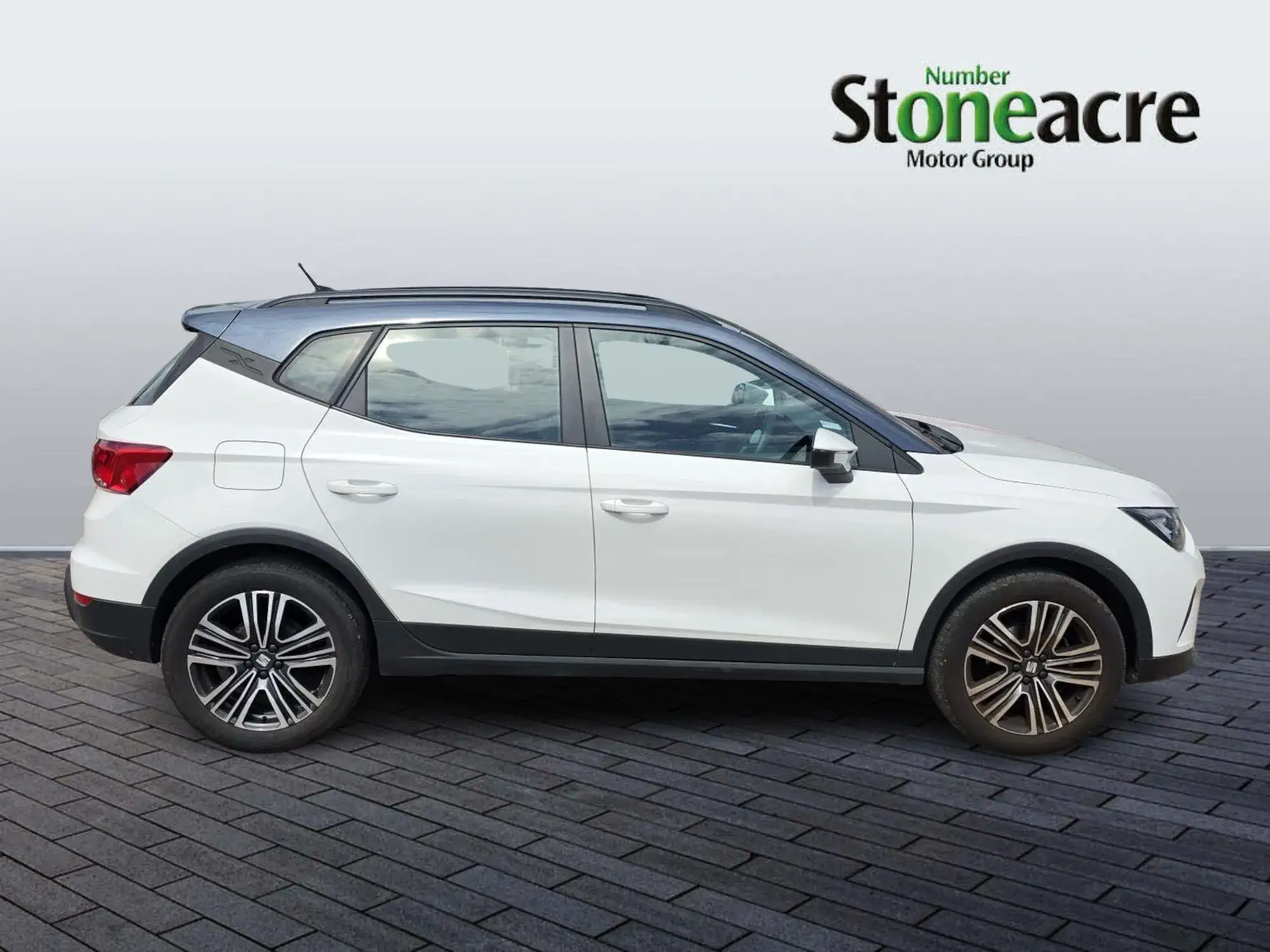 SEAT Arona Image 2