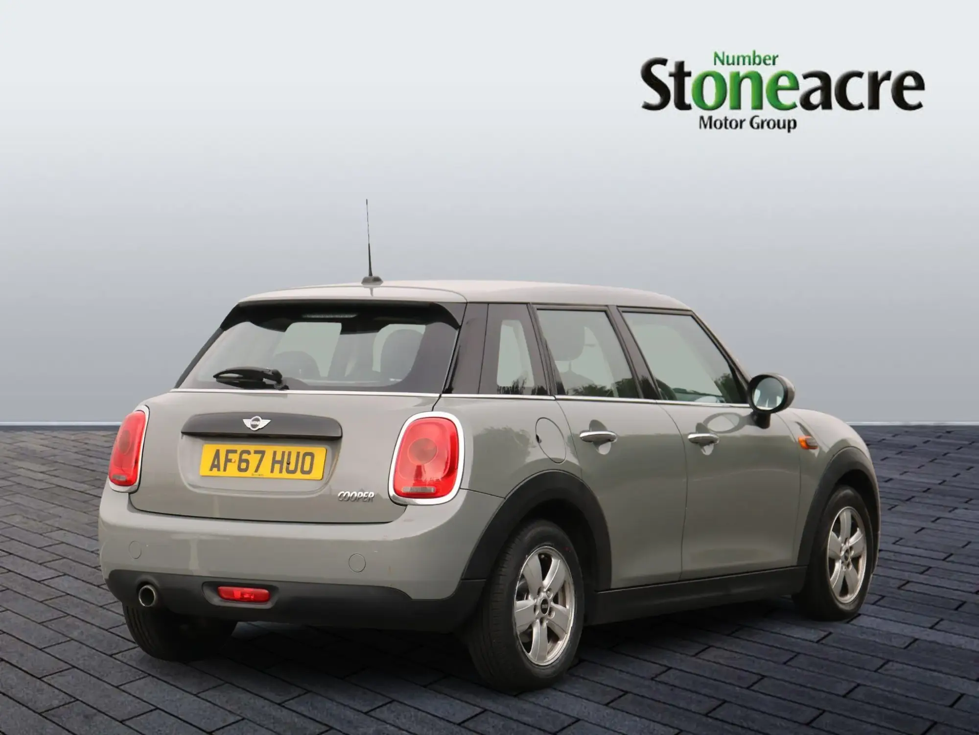 MINI Hatch Image 3